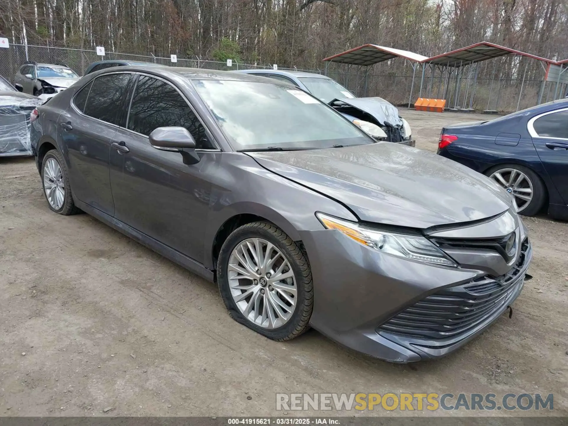 1 Photograph of a damaged car 4T1B11HK7KU840270 TOYOTA CAMRY 2019