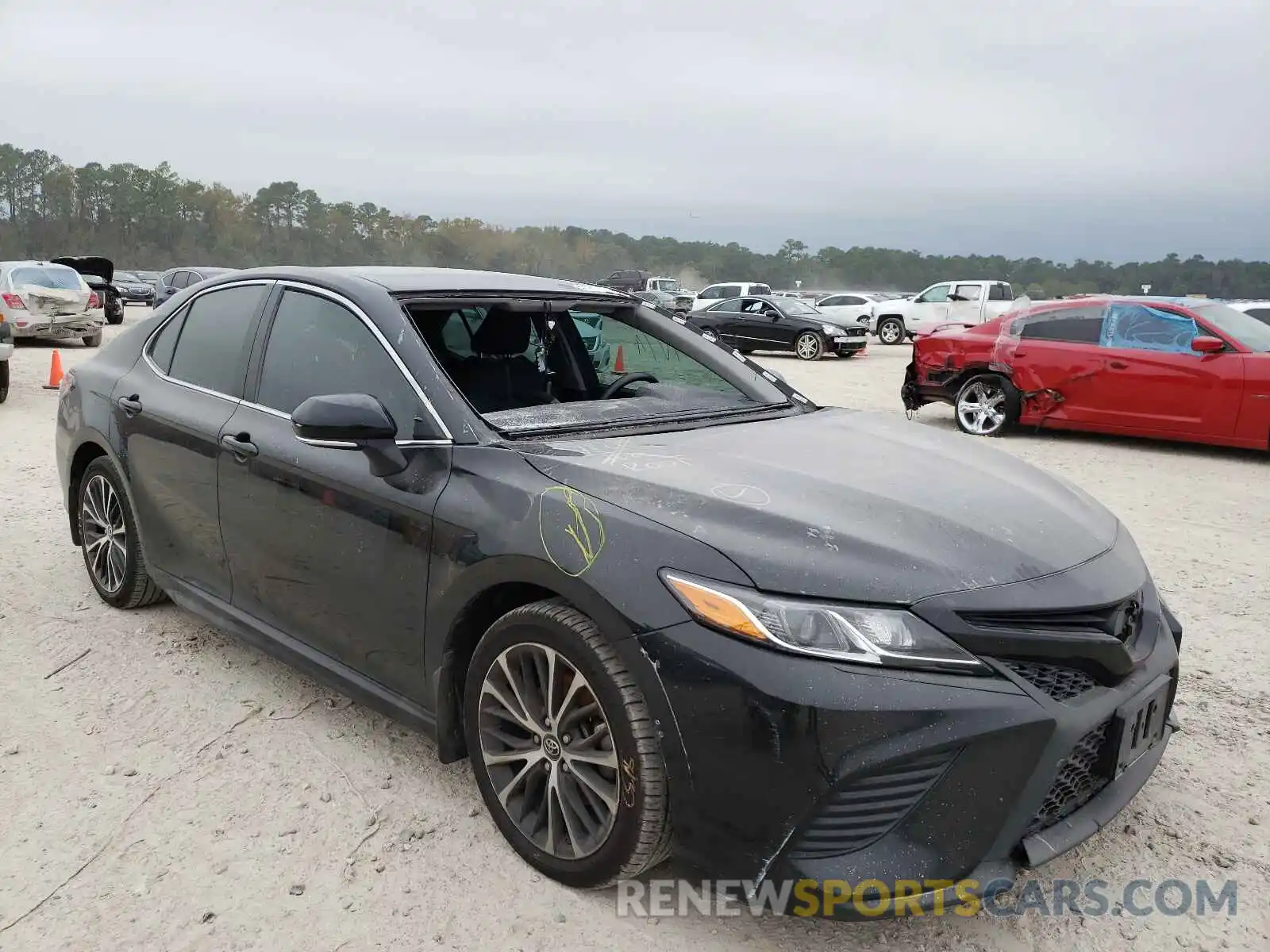 1 Photograph of a damaged car 4T1B11HK7KU841192 TOYOTA CAMRY 2019