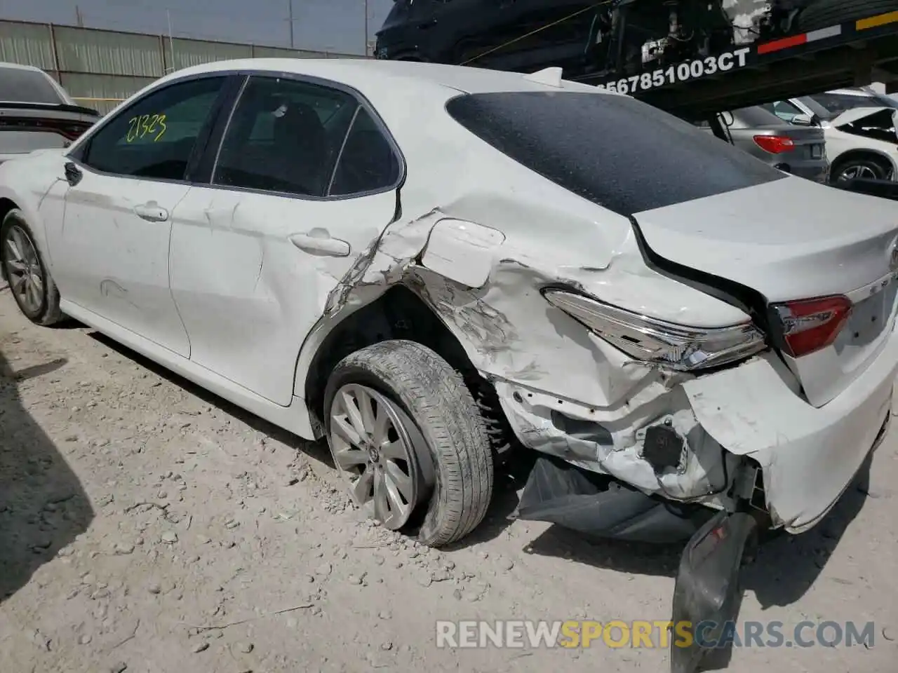 9 Photograph of a damaged car 4T1B11HK7KU846702 TOYOTA CAMRY 2019