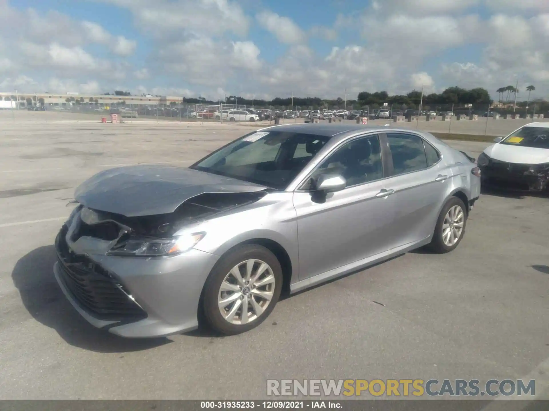 2 Photograph of a damaged car 4T1B11HK7KU847090 TOYOTA CAMRY 2019