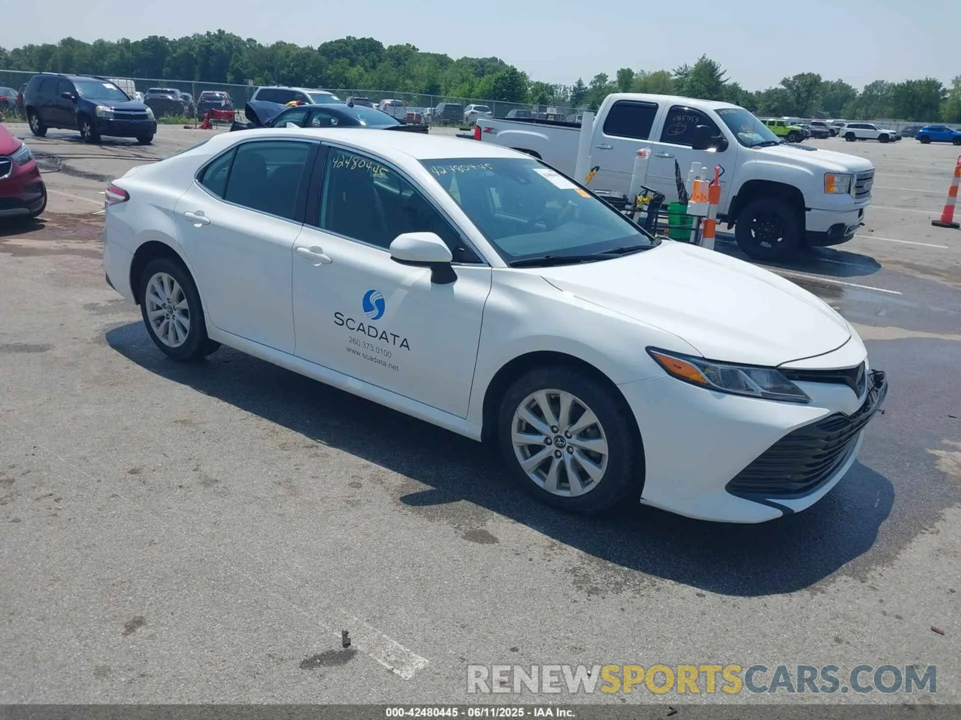 1 Photograph of a damaged car 4T1B11HK7KU853374 TOYOTA CAMRY 2019