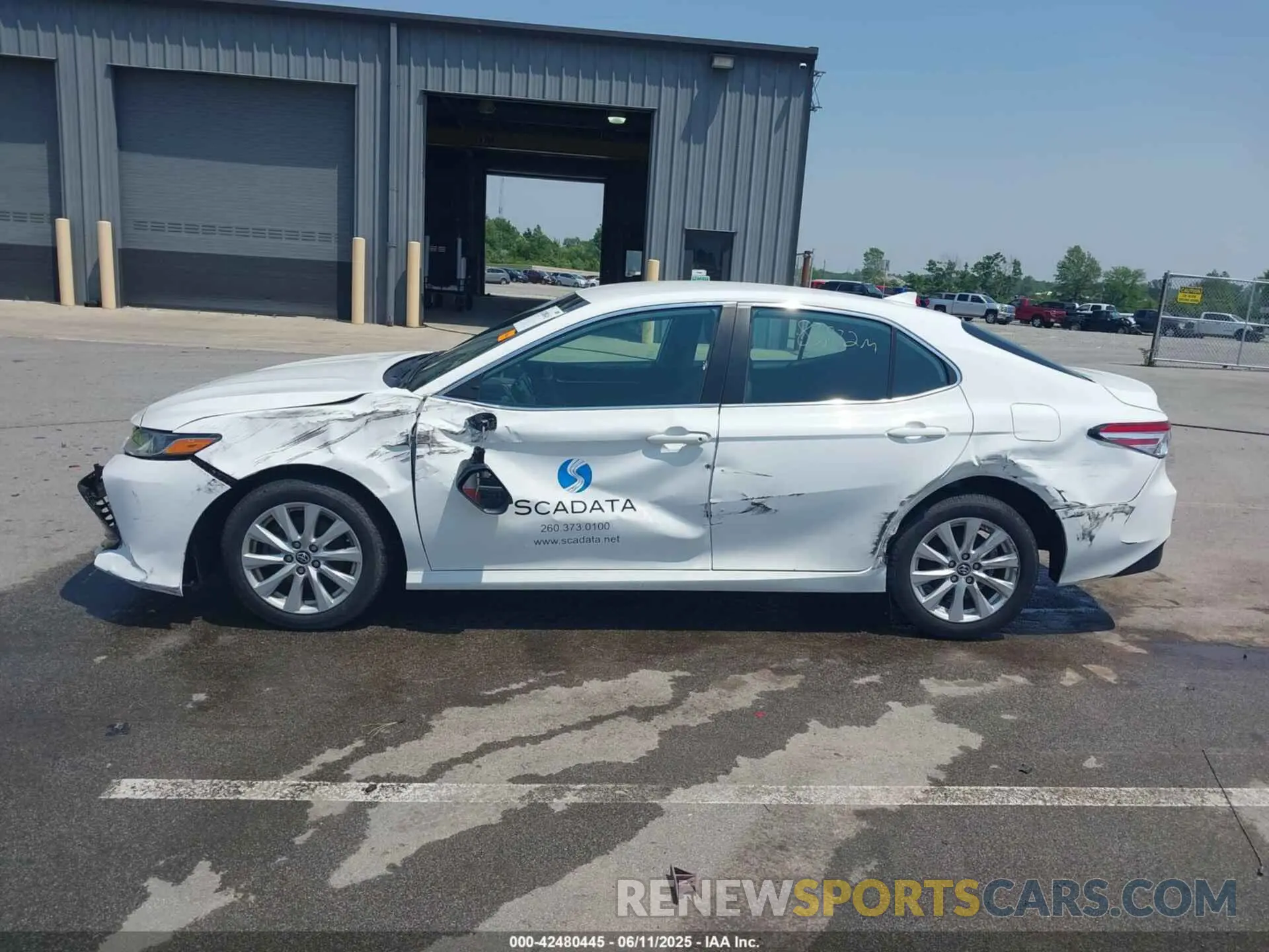 14 Photograph of a damaged car 4T1B11HK7KU853374 TOYOTA CAMRY 2019