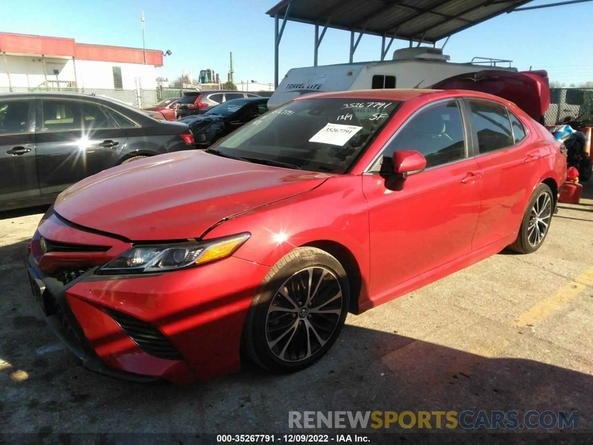 2 Photograph of a damaged car 4T1B11HK8KU162287 TOYOTA CAMRY 2019