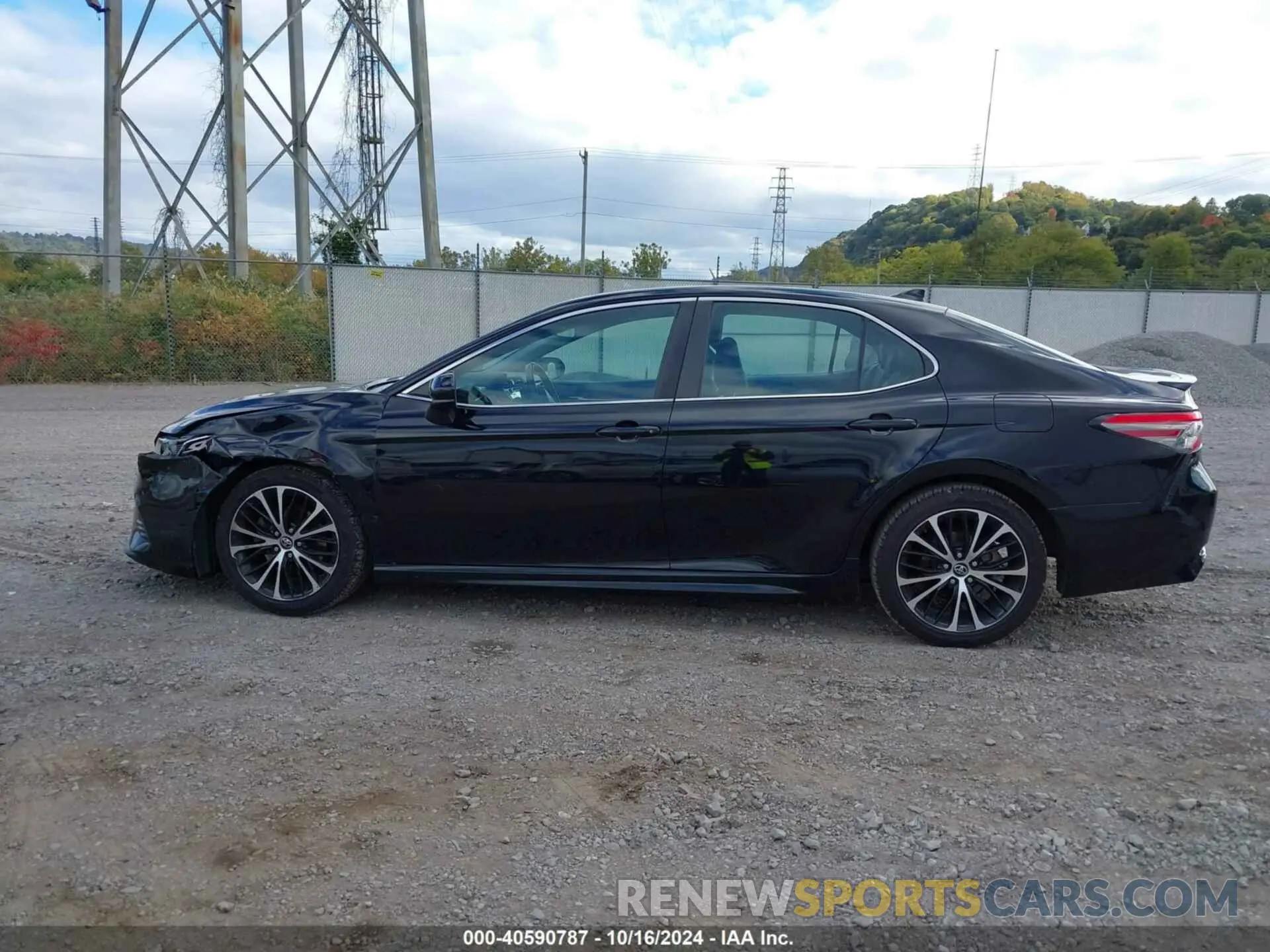 14 Photograph of a damaged car 4T1B11HK8KU162340 TOYOTA CAMRY 2019