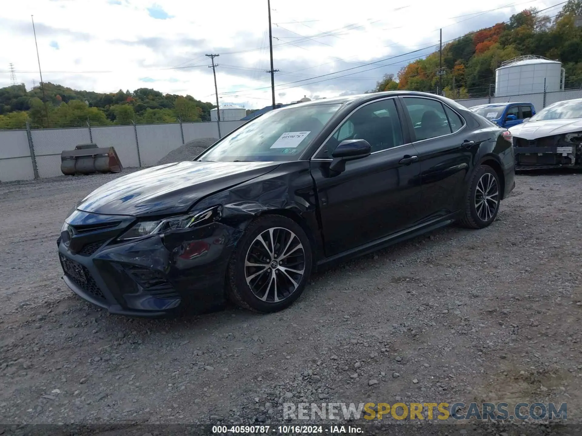 2 Photograph of a damaged car 4T1B11HK8KU162340 TOYOTA CAMRY 2019
