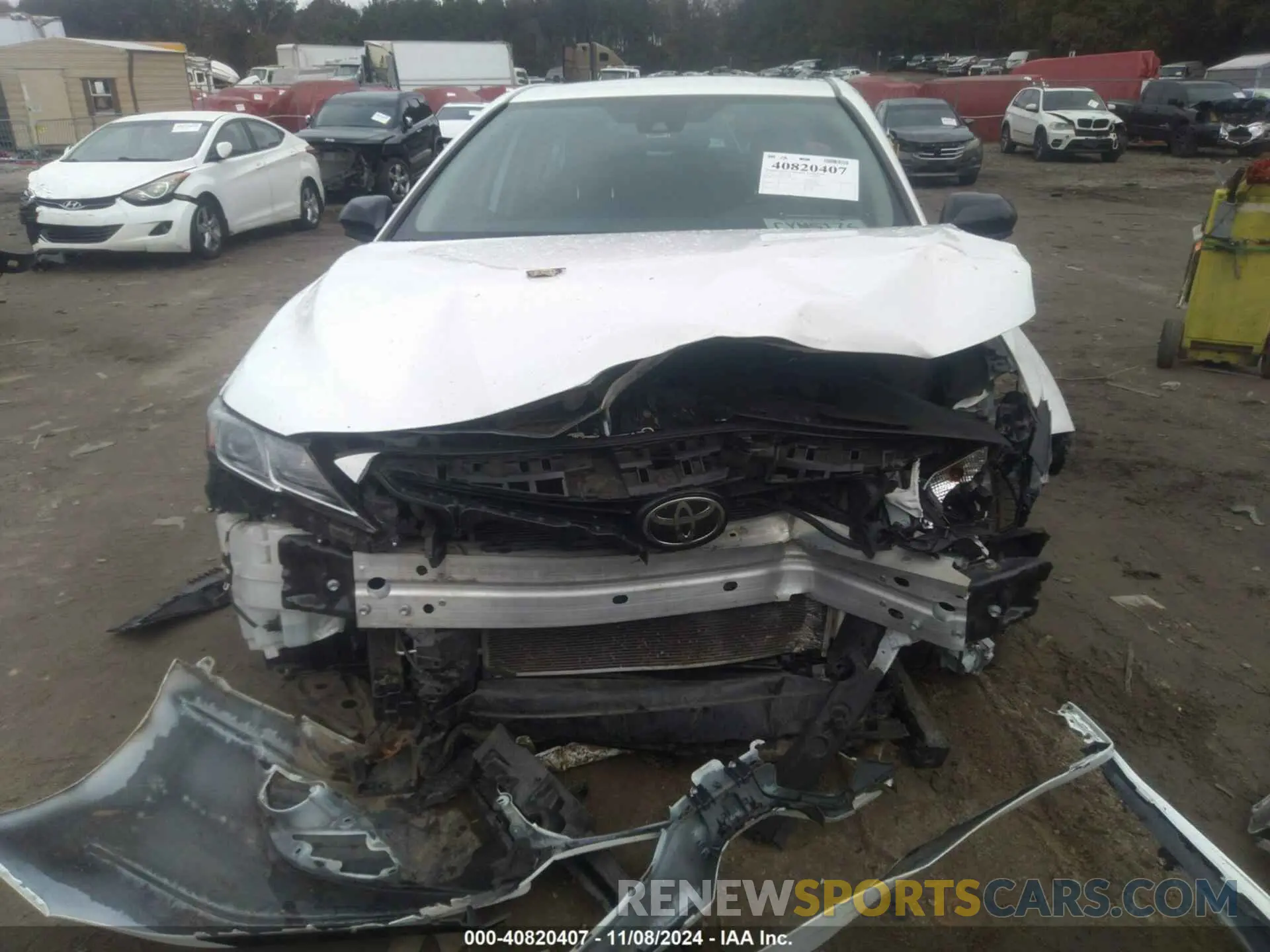 12 Photograph of a damaged car 4T1B11HK8KU167084 TOYOTA CAMRY 2019