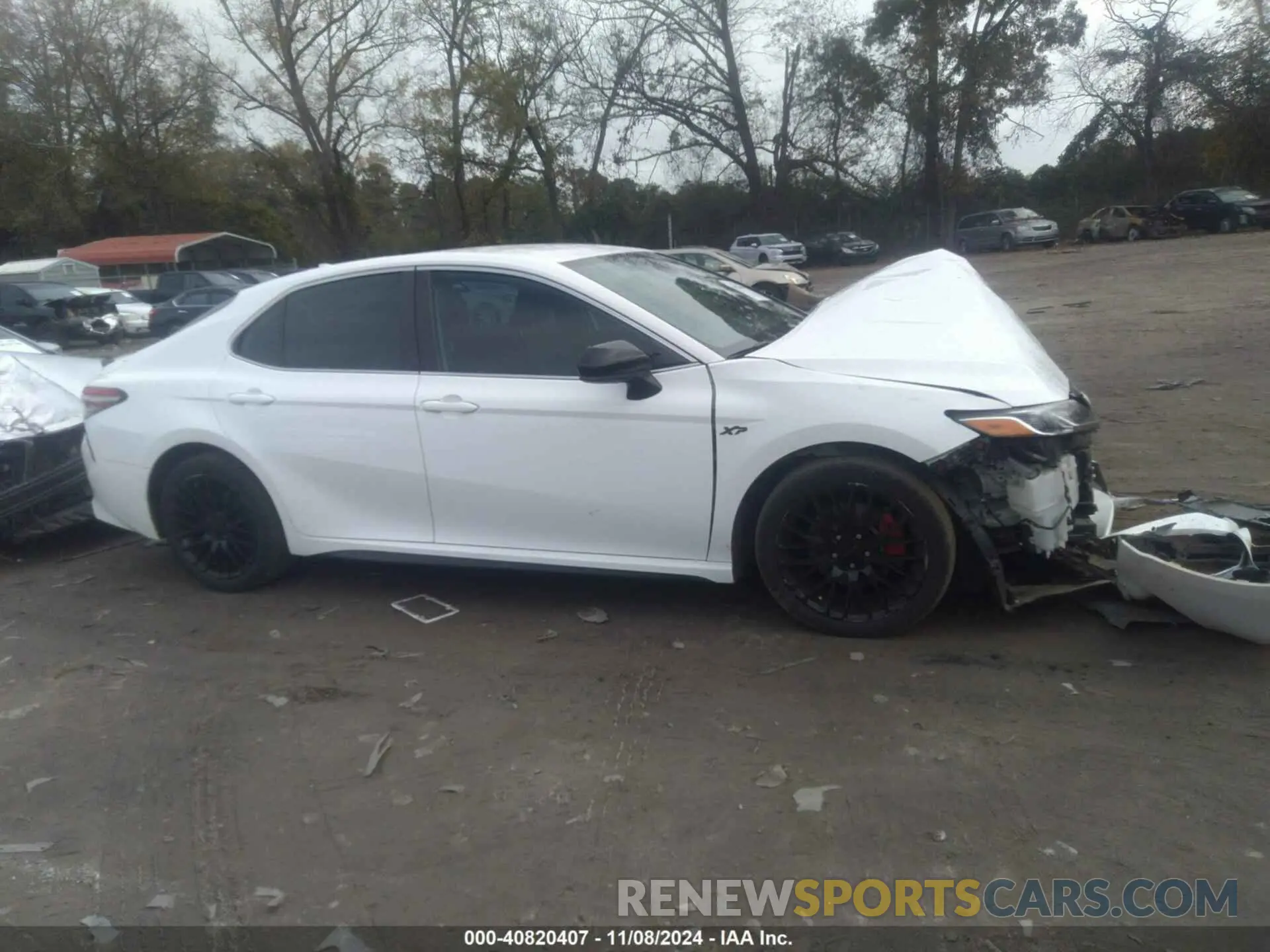 13 Photograph of a damaged car 4T1B11HK8KU167084 TOYOTA CAMRY 2019