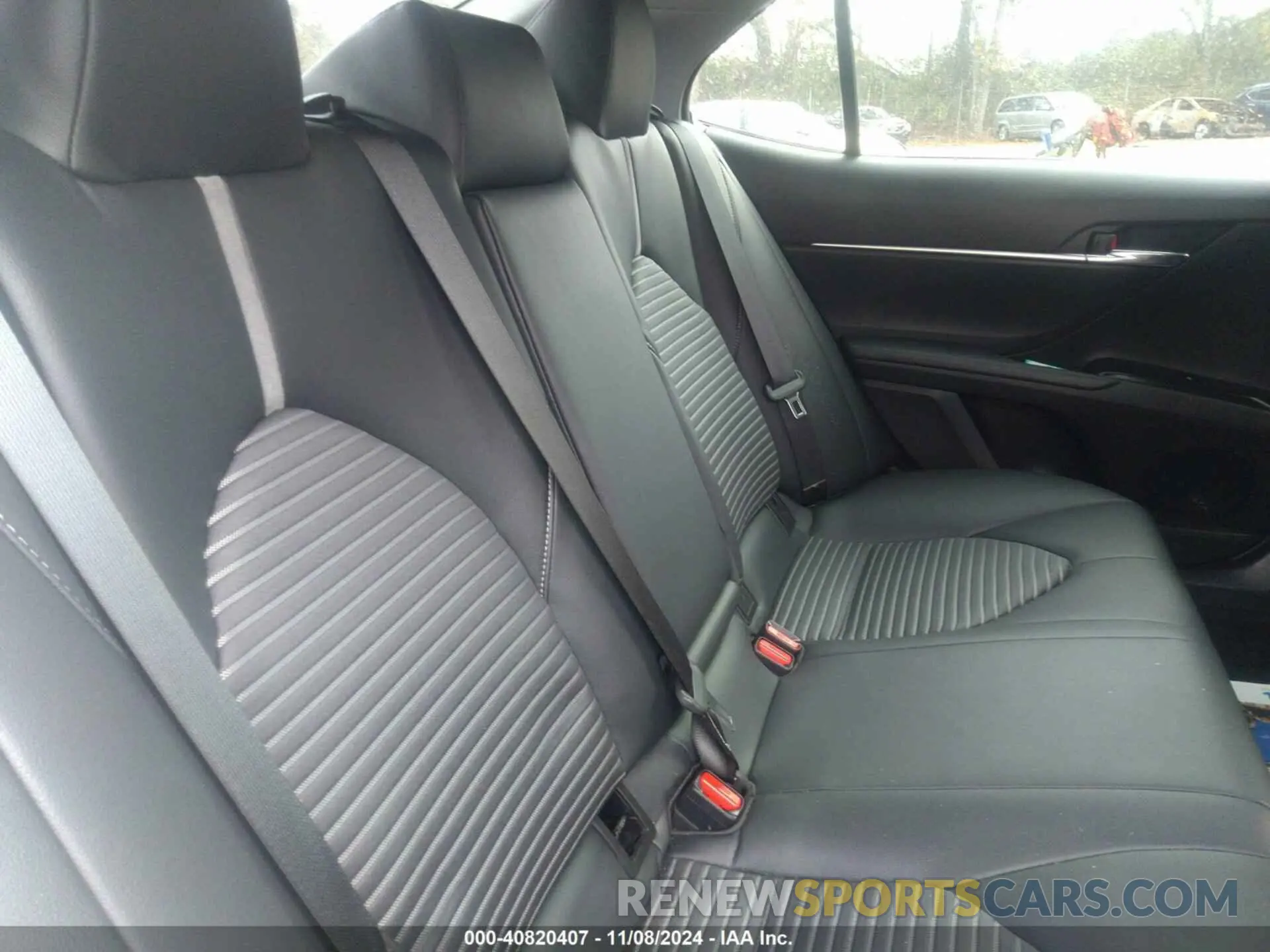 8 Photograph of a damaged car 4T1B11HK8KU167084 TOYOTA CAMRY 2019