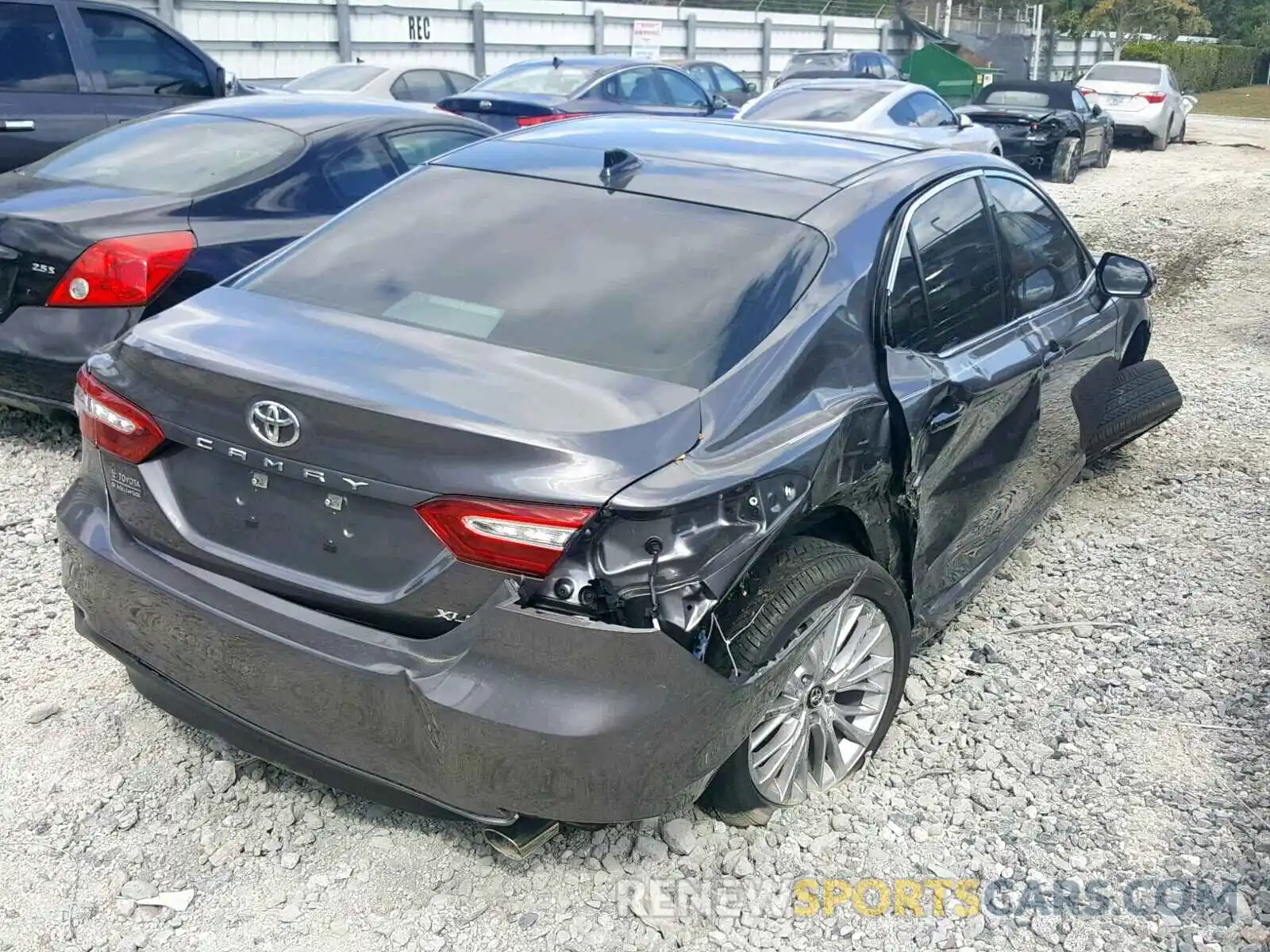 4 Photograph of a damaged car 4T1B11HK8KU169546 TOYOTA CAMRY 2019