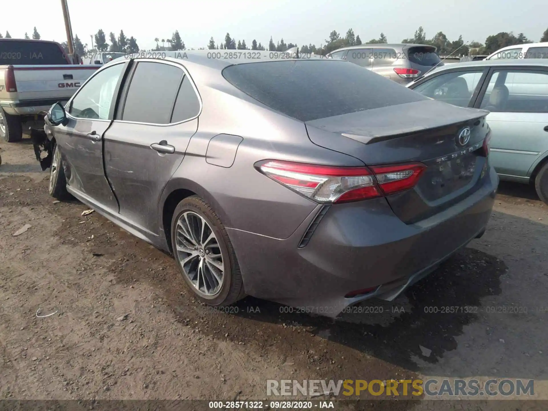 3 Photograph of a damaged car 4T1B11HK8KU172561 TOYOTA CAMRY 2019