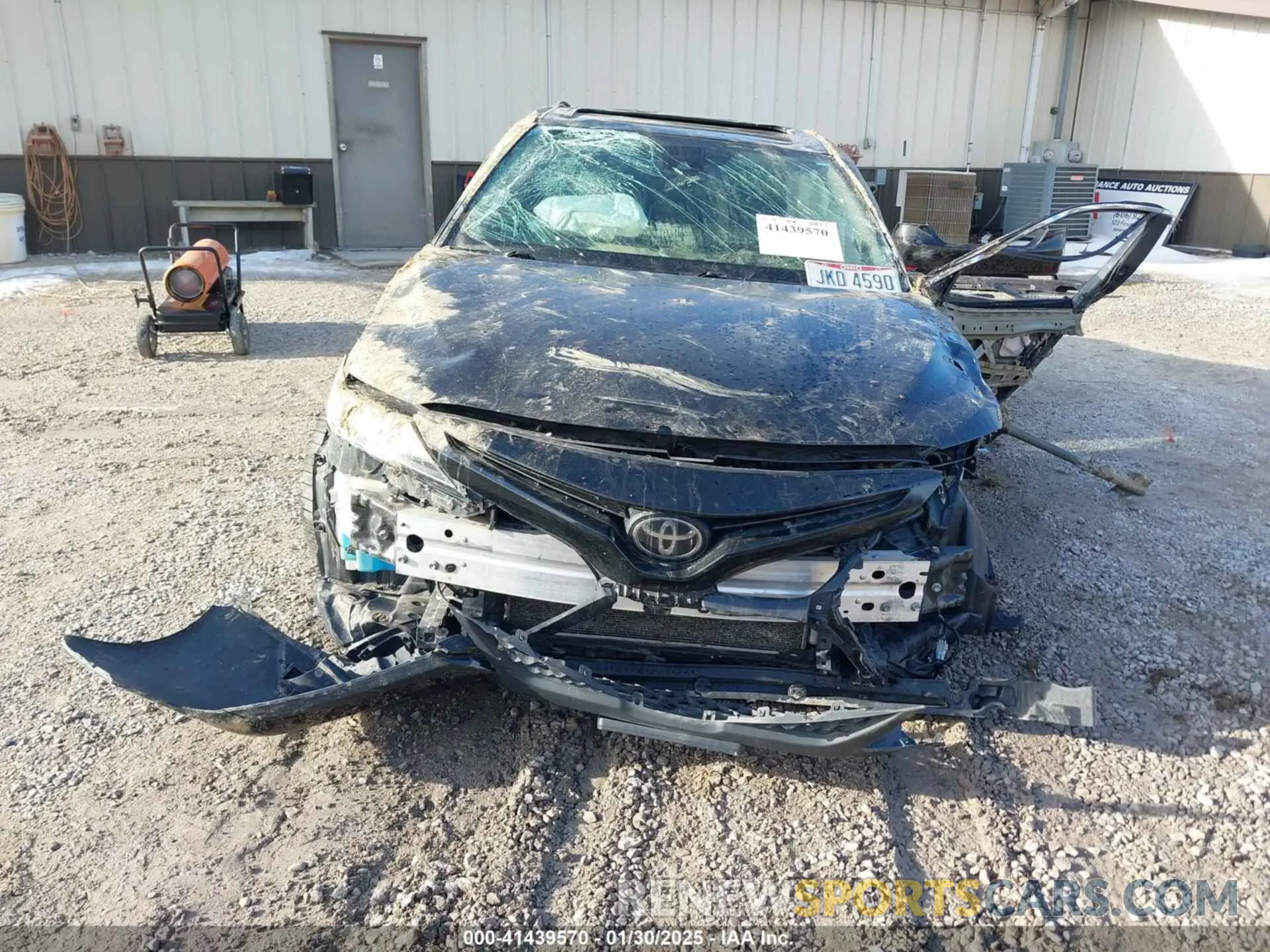 13 Photograph of a damaged car 4T1B11HK8KU174083 TOYOTA CAMRY 2019