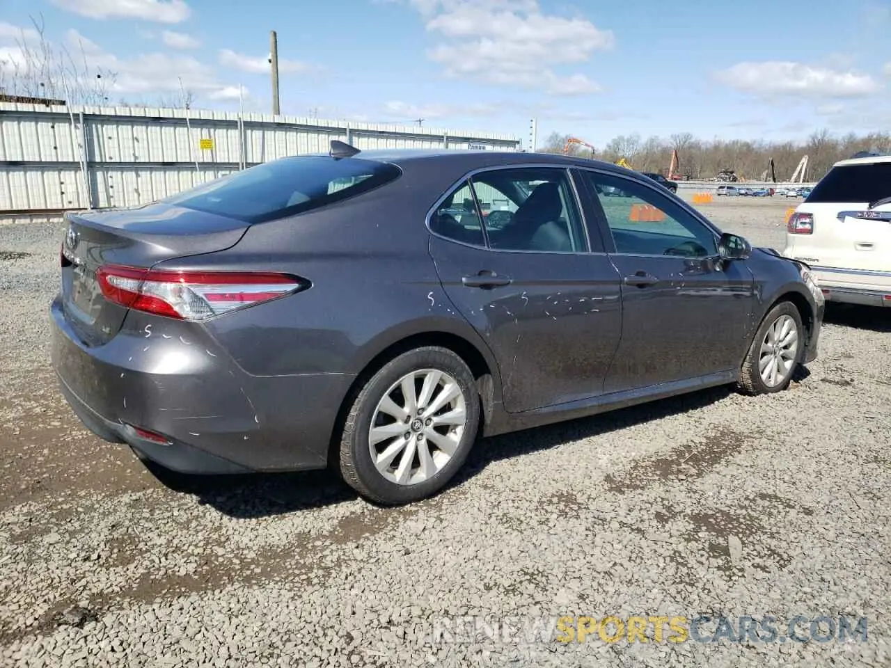 3 Photograph of a damaged car 4T1B11HK8KU179087 TOYOTA CAMRY 2019