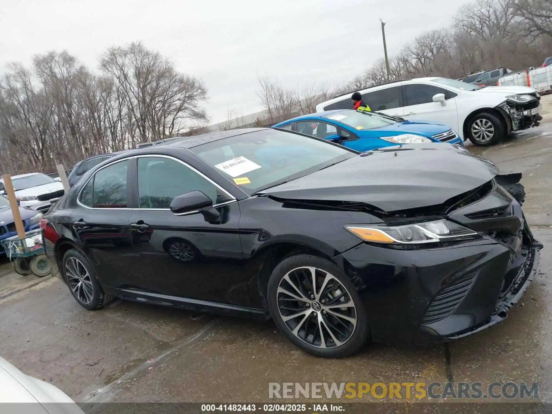 14 Photograph of a damaged car 4T1B11HK8KU179431 TOYOTA CAMRY 2019