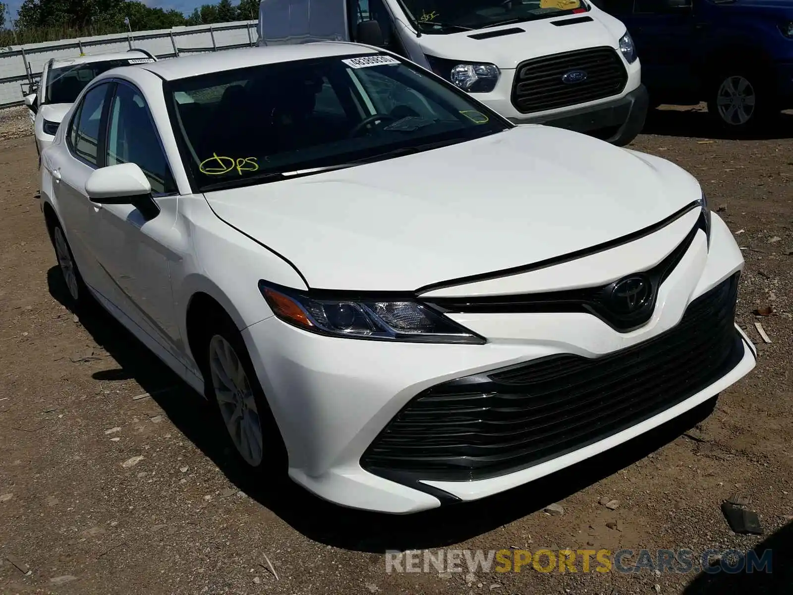 1 Photograph of a damaged car 4T1B11HK8KU180532 TOYOTA CAMRY 2019