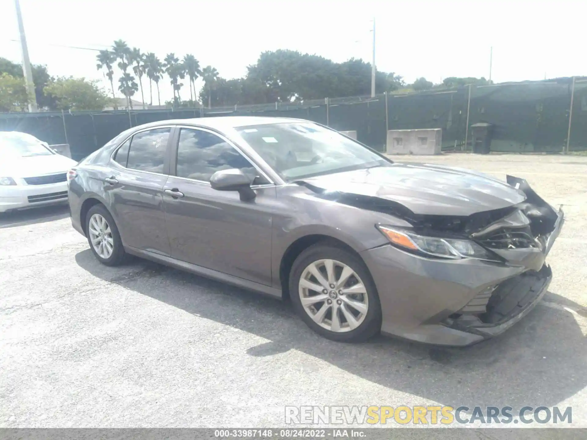 1 Photograph of a damaged car 4T1B11HK8KU181258 TOYOTA CAMRY 2019