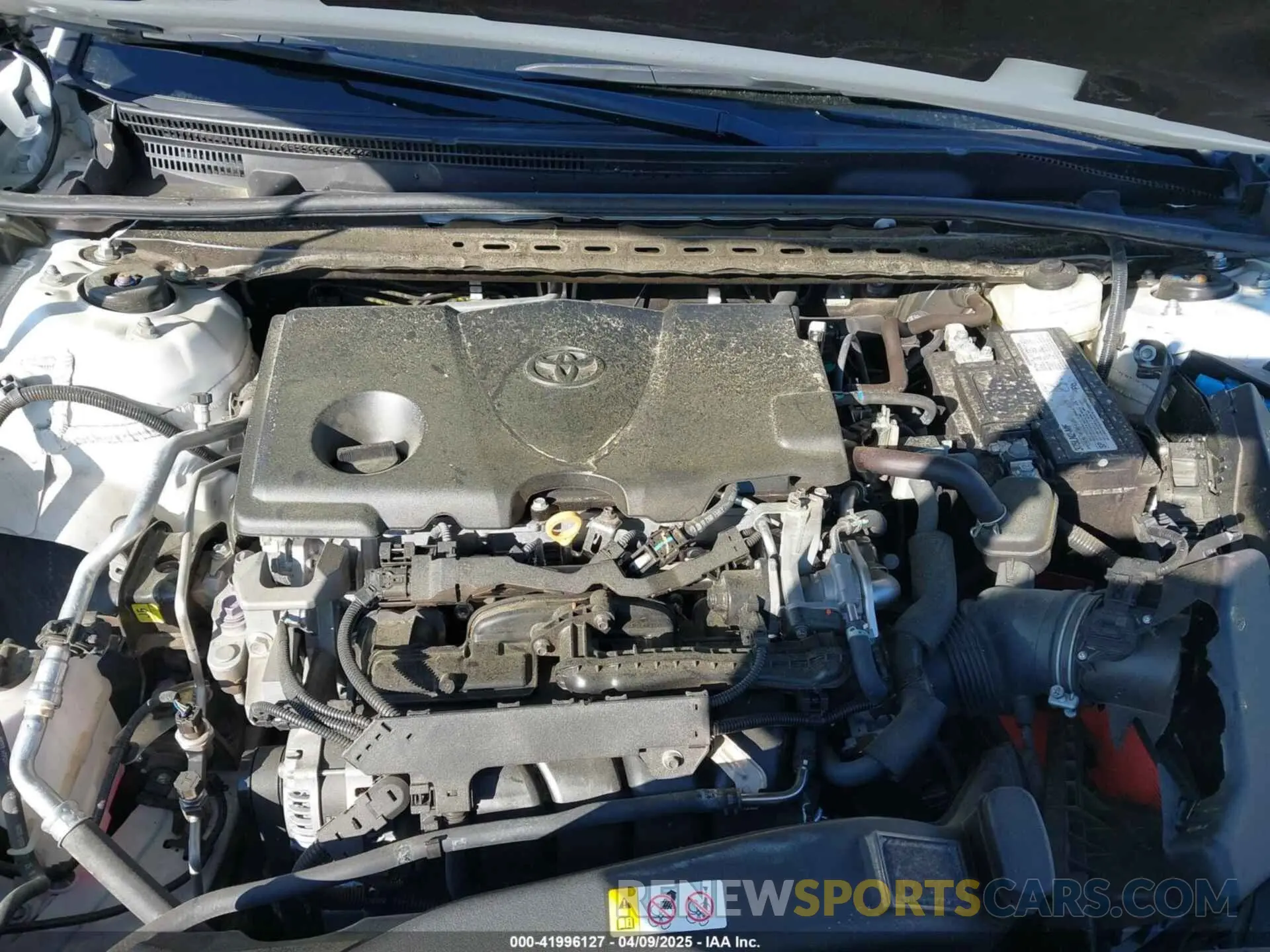10 Photograph of a damaged car 4T1B11HK8KU181311 TOYOTA CAMRY 2019