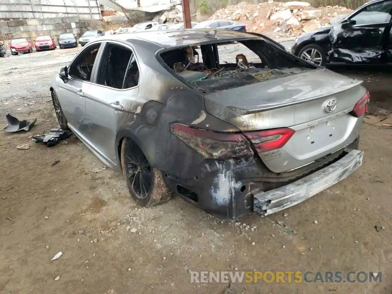 3 Photograph of a damaged car 4T1B11HK8KU187819 TOYOTA CAMRY 2019