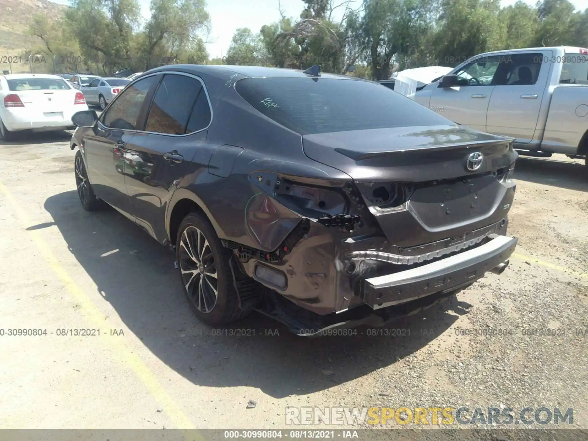 3 Photograph of a damaged car 4T1B11HK8KU191515 TOYOTA CAMRY 2019