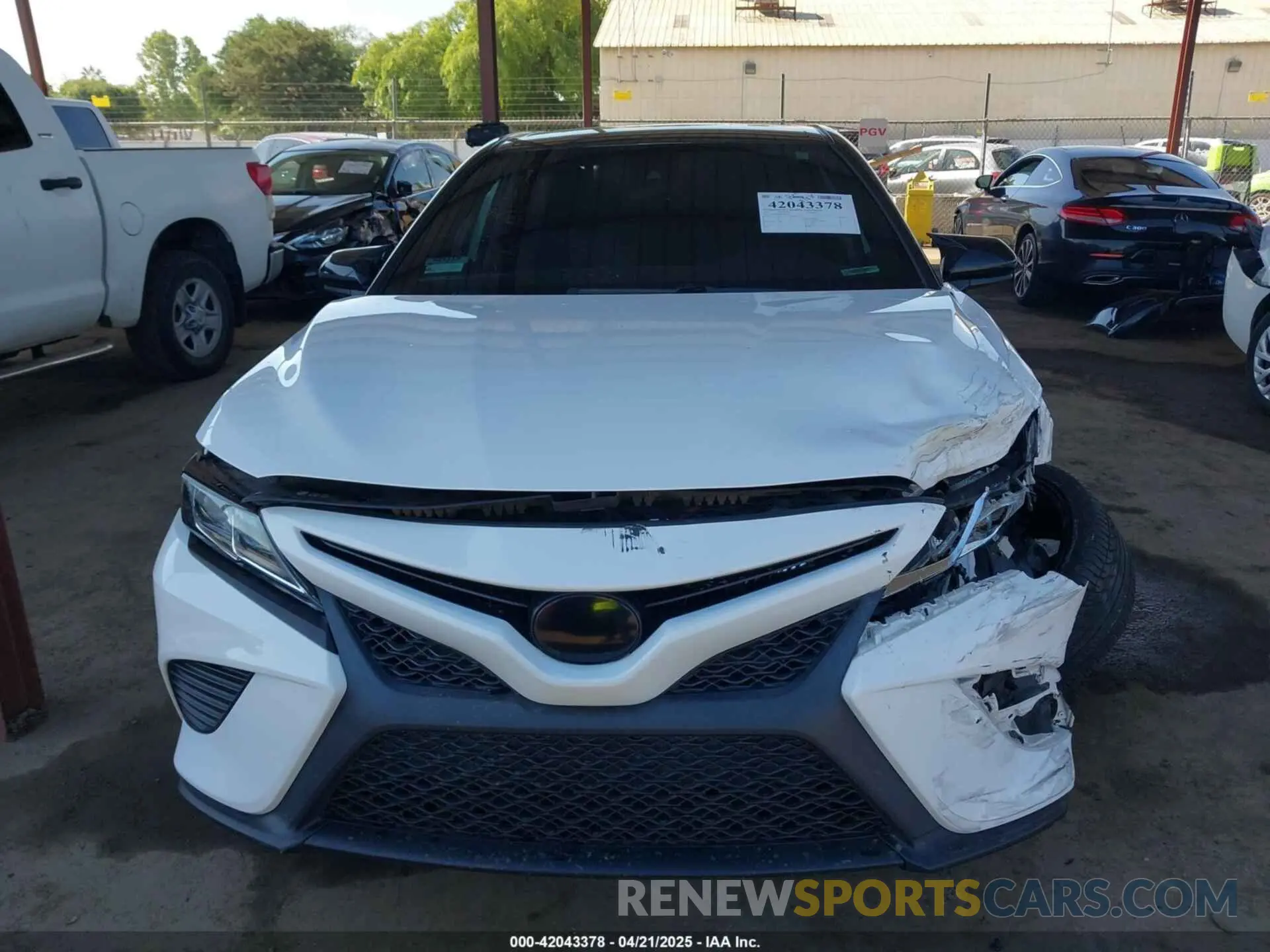 13 Photograph of a damaged car 4T1B11HK8KU191644 TOYOTA CAMRY 2019