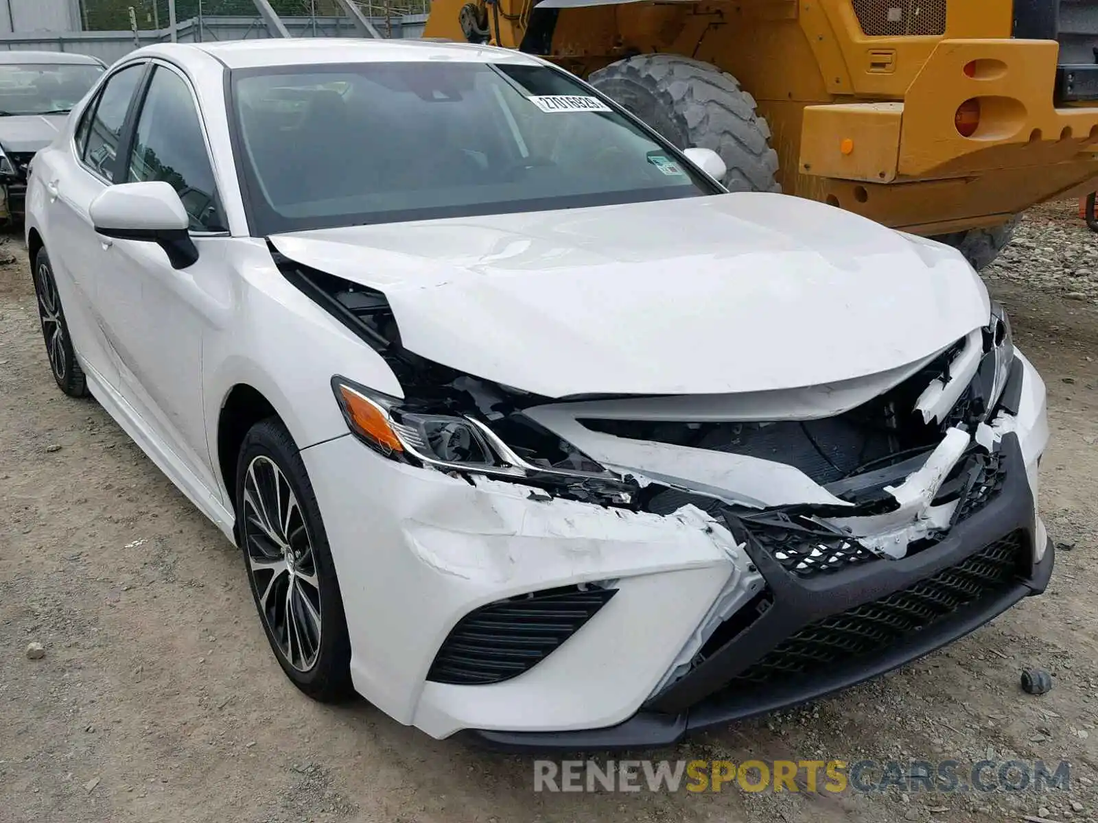 1 Photograph of a damaged car 4T1B11HK8KU193913 TOYOTA CAMRY 2019