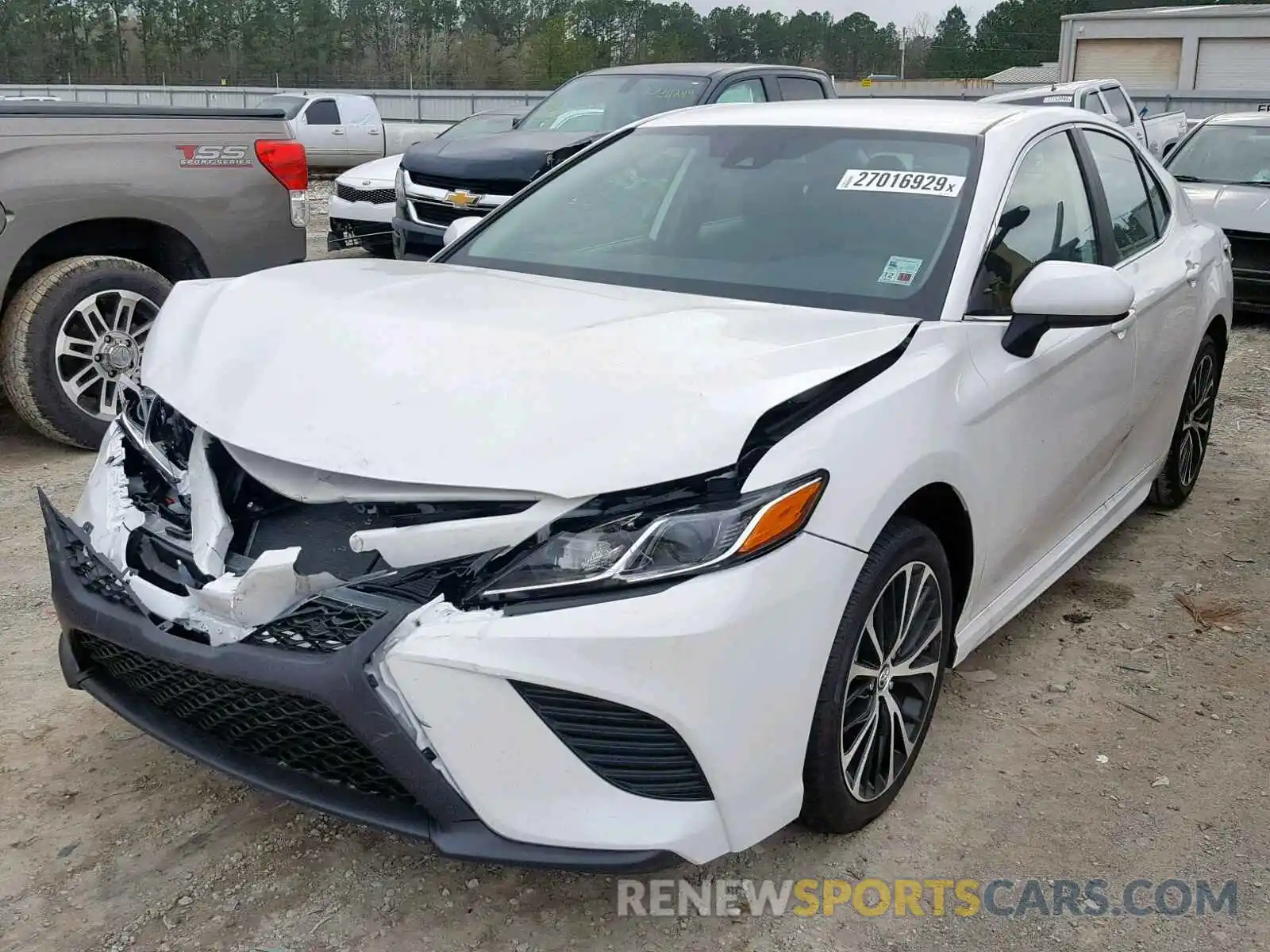 2 Photograph of a damaged car 4T1B11HK8KU193913 TOYOTA CAMRY 2019