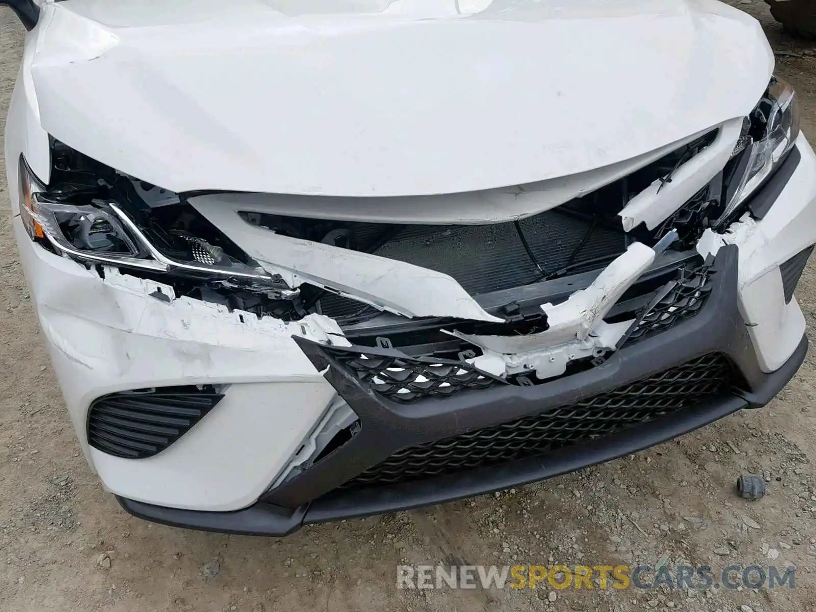 9 Photograph of a damaged car 4T1B11HK8KU193913 TOYOTA CAMRY 2019