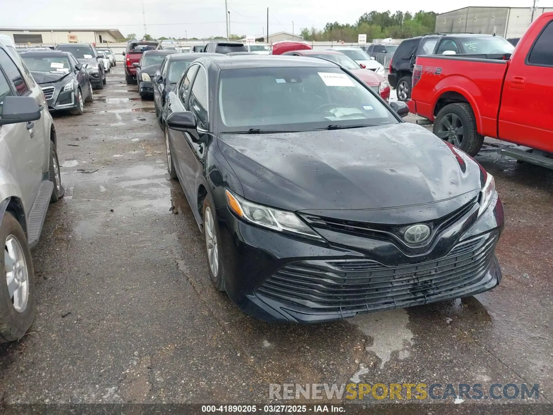 1 Photograph of a damaged car 4T1B11HK8KU197413 TOYOTA CAMRY 2019