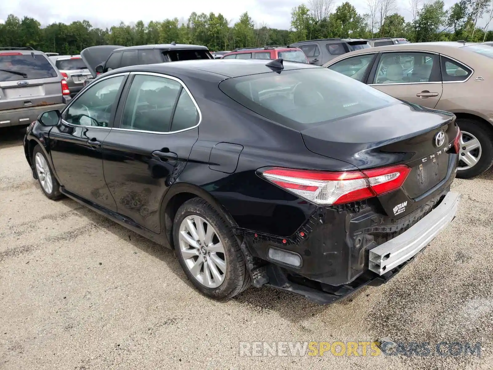 3 Photograph of a damaged car 4T1B11HK8KU198092 TOYOTA CAMRY 2019