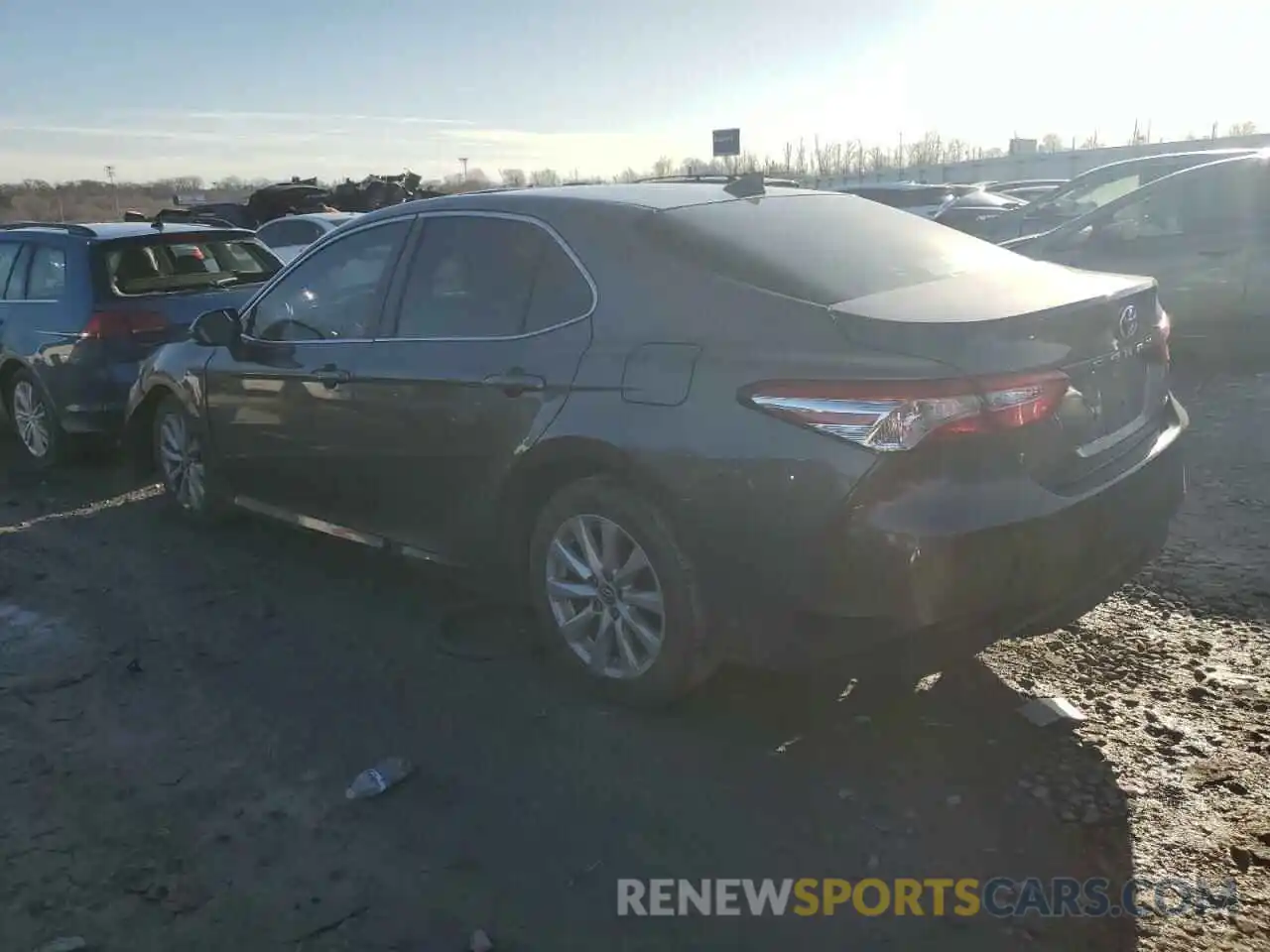 2 Photograph of a damaged car 4T1B11HK8KU198500 TOYOTA CAMRY 2019