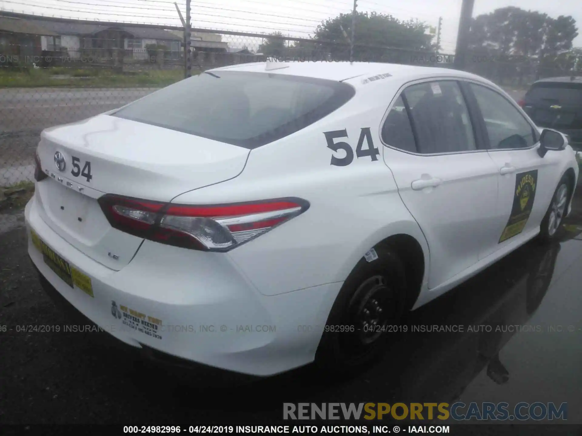 4 Photograph of a damaged car 4T1B11HK8KU200407 TOYOTA CAMRY 2019