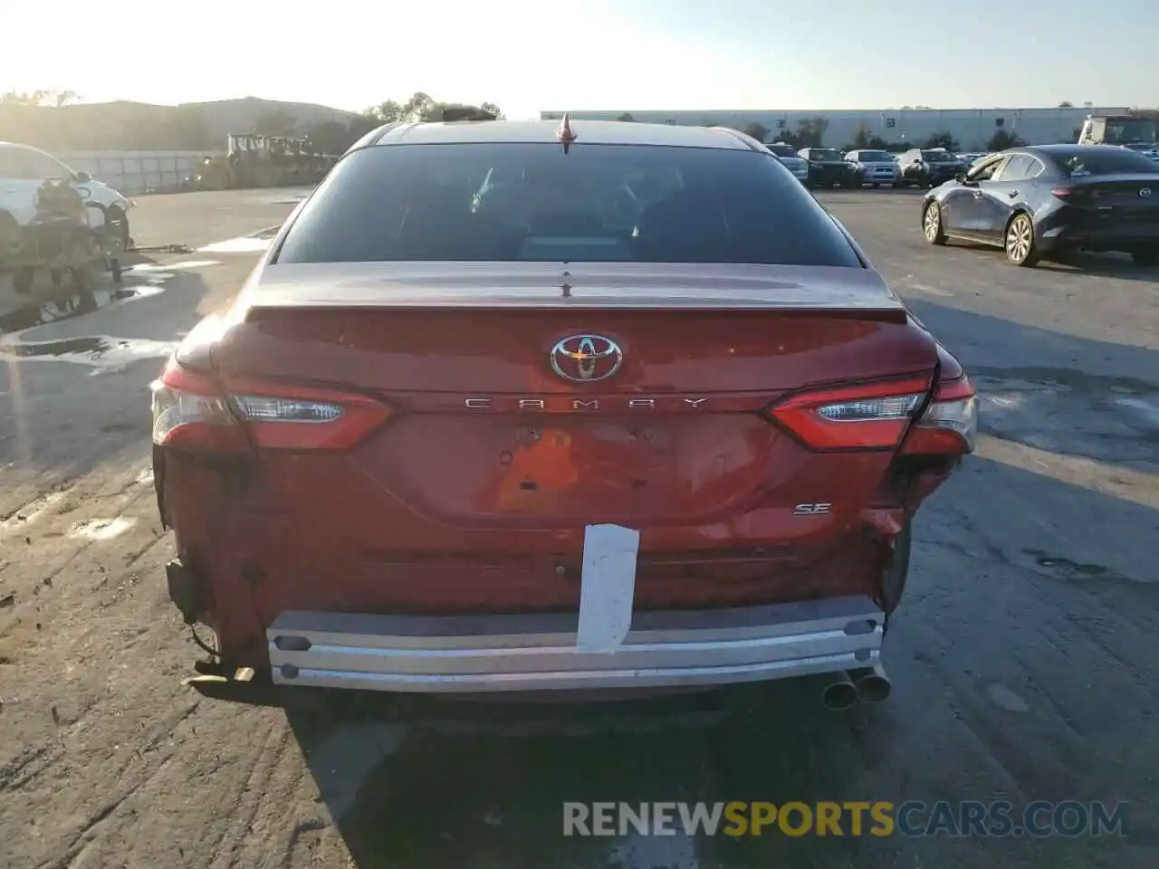 6 Photograph of a damaged car 4T1B11HK8KU201654 TOYOTA CAMRY 2019