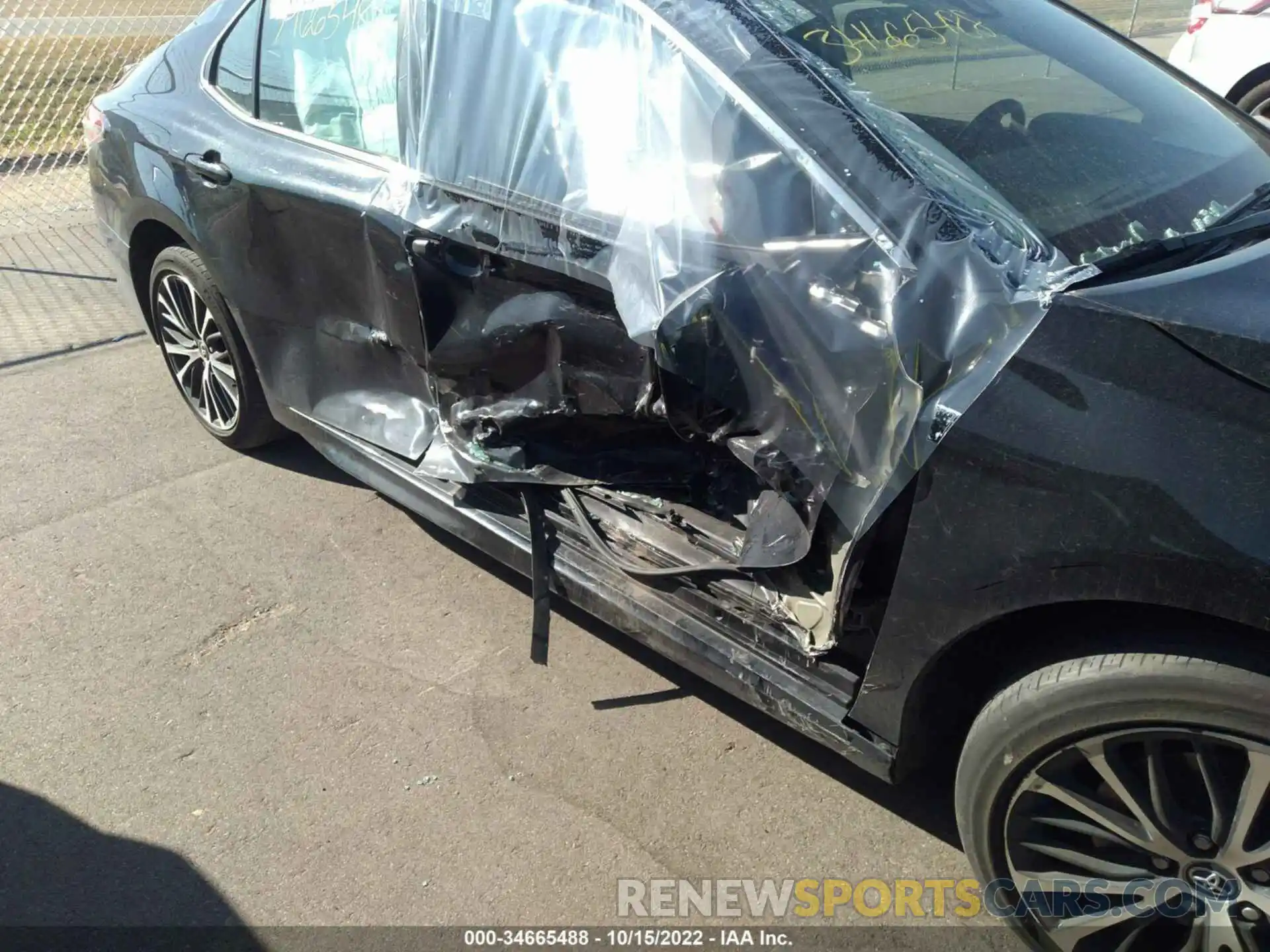 6 Photograph of a damaged car 4T1B11HK8KU205302 TOYOTA CAMRY 2019