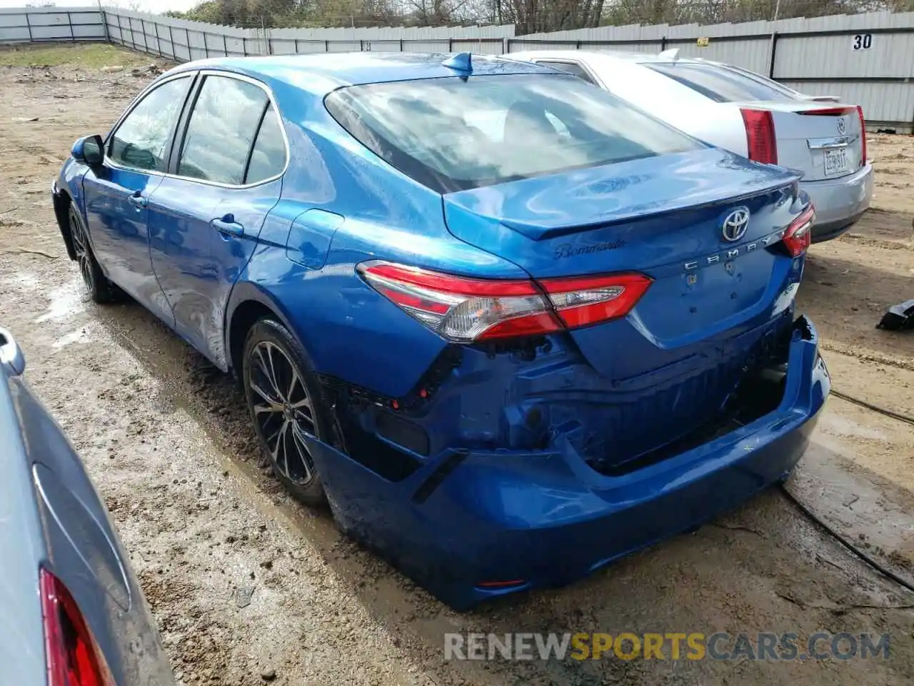 3 Photograph of a damaged car 4T1B11HK8KU205574 TOYOTA CAMRY 2019