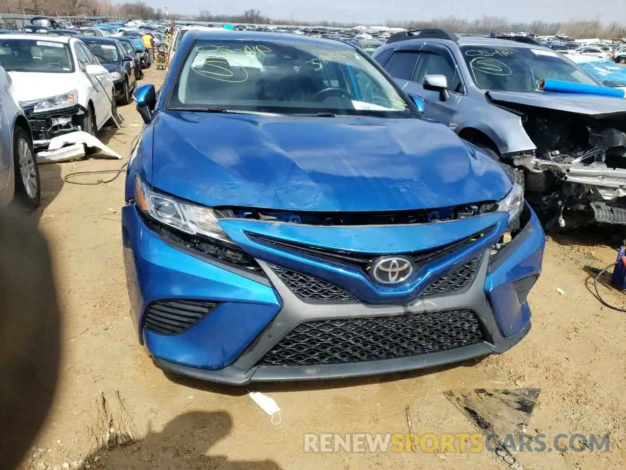 9 Photograph of a damaged car 4T1B11HK8KU205574 TOYOTA CAMRY 2019