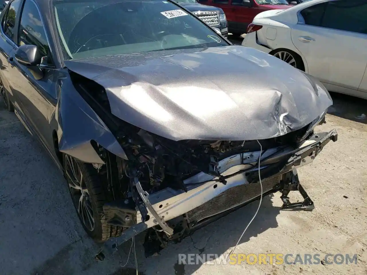 9 Photograph of a damaged car 4T1B11HK8KU206935 TOYOTA CAMRY 2019