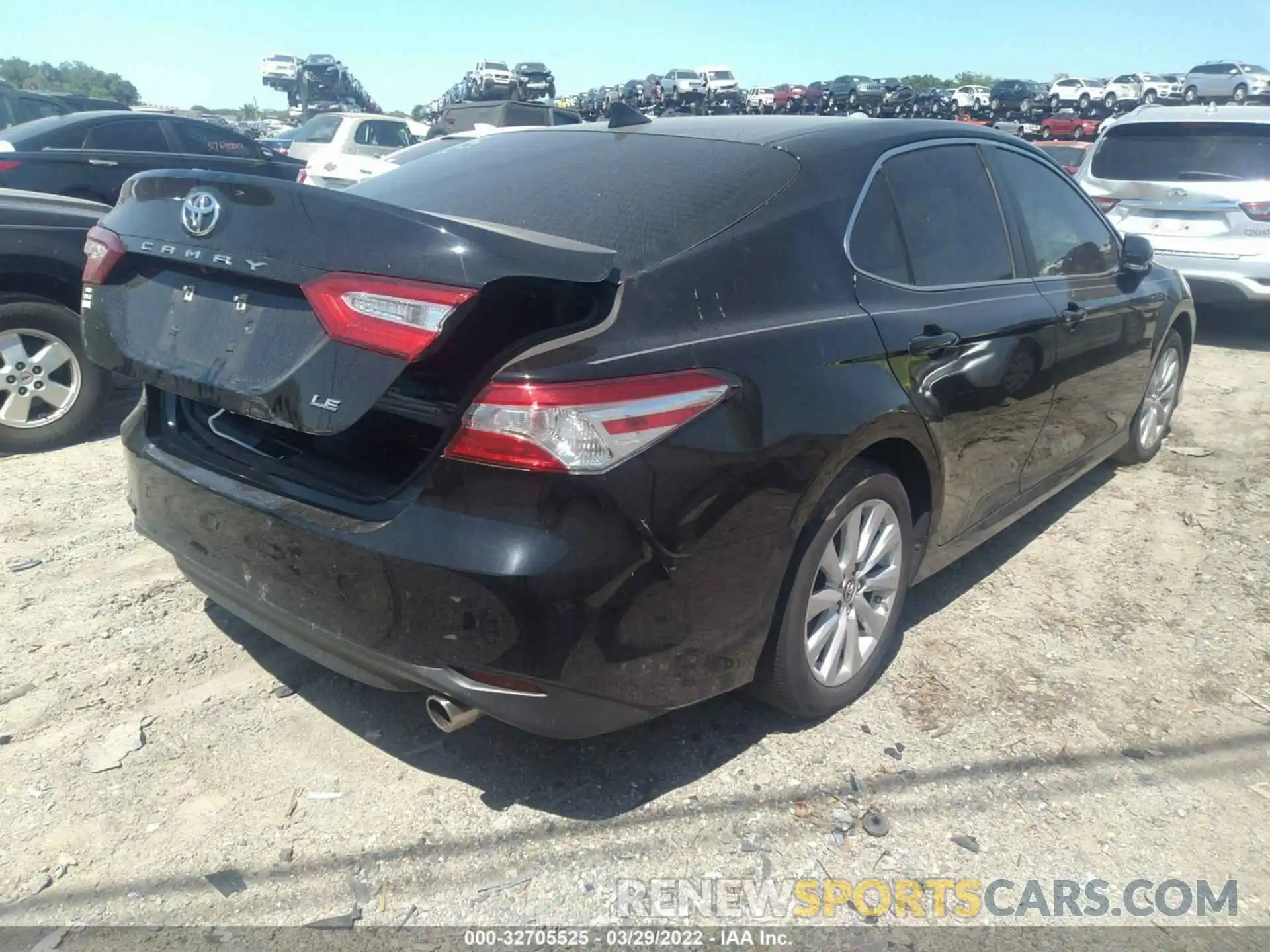 4 Photograph of a damaged car 4T1B11HK8KU208894 TOYOTA CAMRY 2019