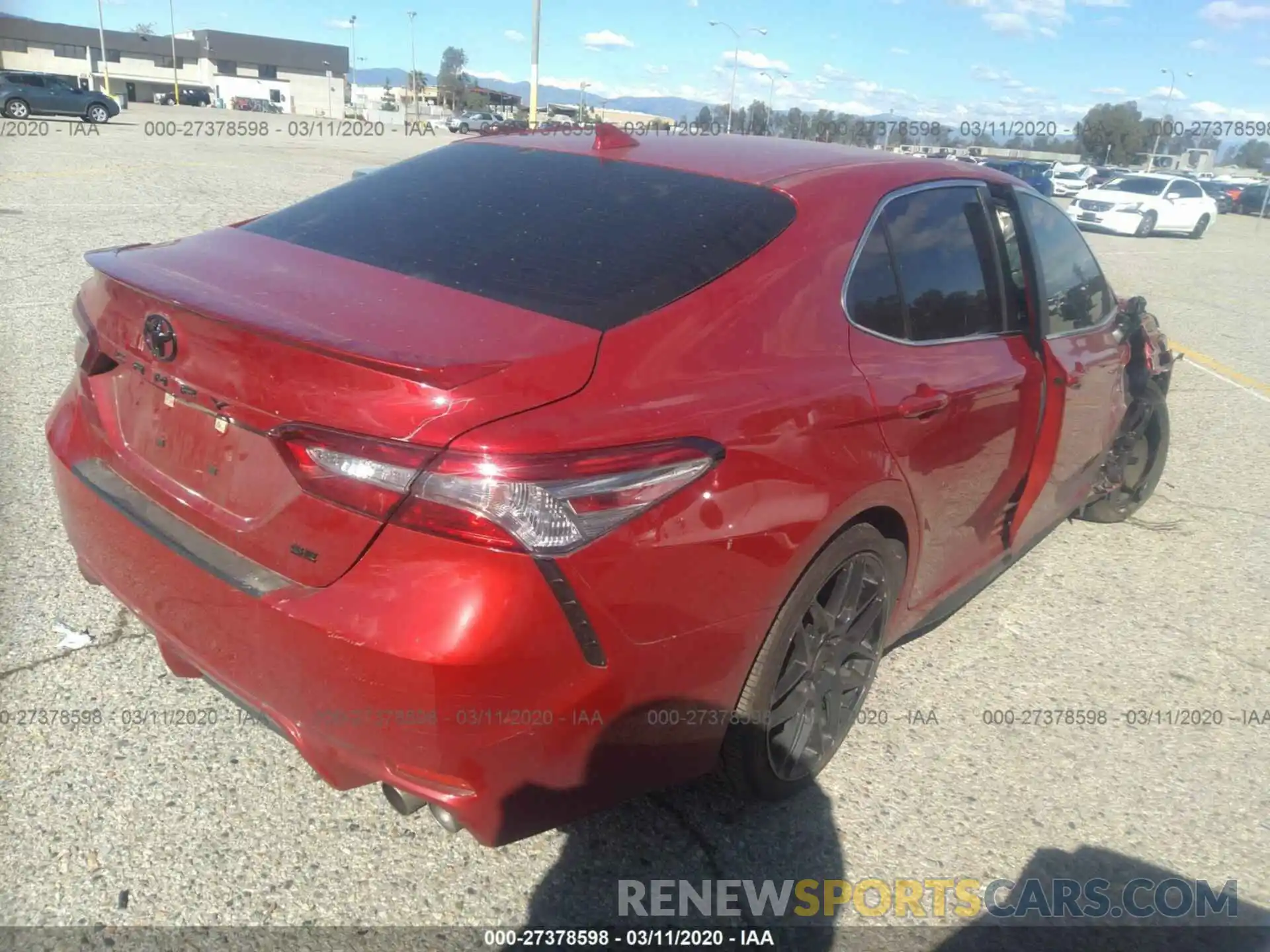 4 Photograph of a damaged car 4T1B11HK8KU212718 TOYOTA CAMRY 2019