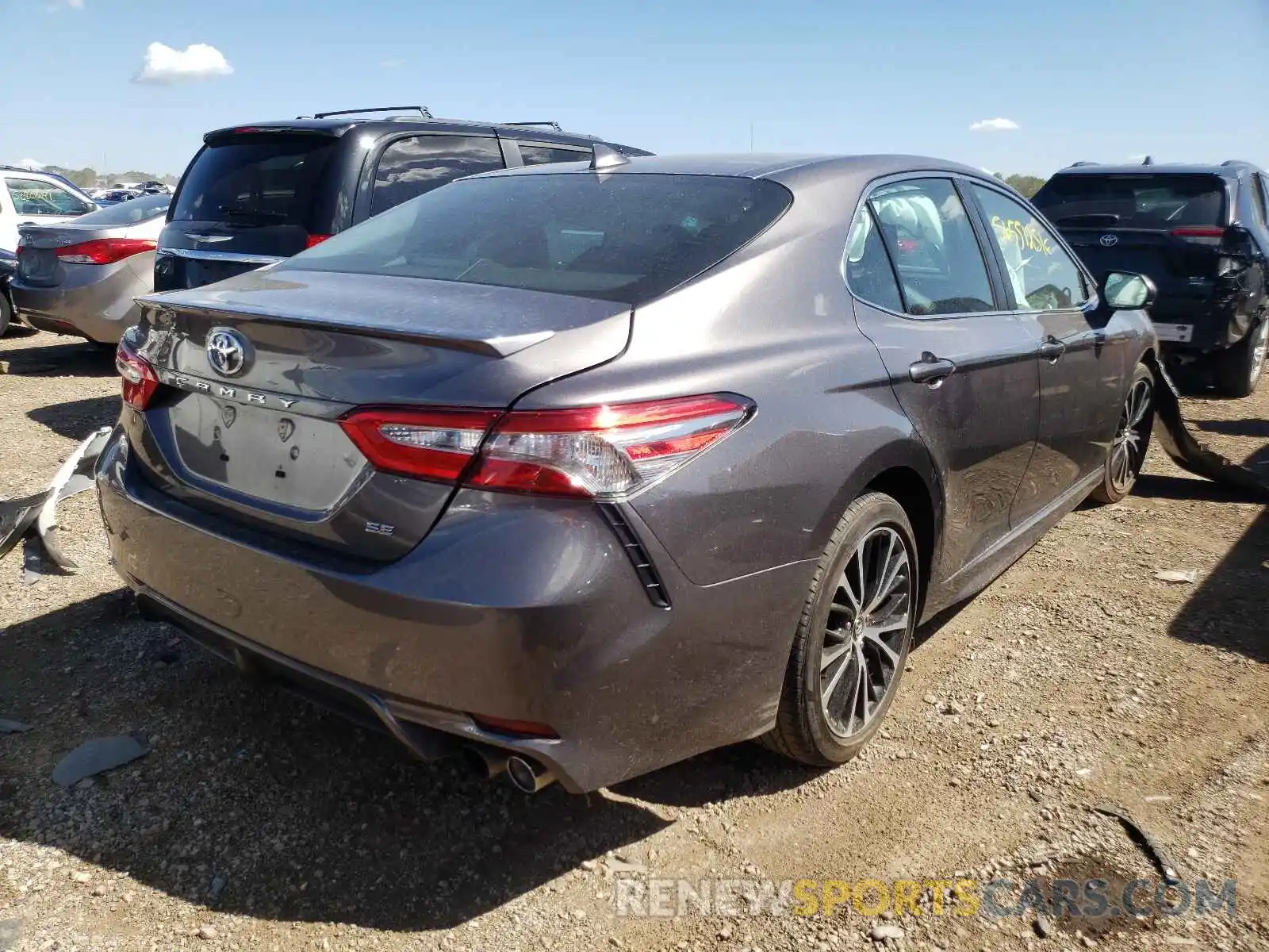 4 Photograph of a damaged car 4T1B11HK8KU215263 TOYOTA CAMRY 2019