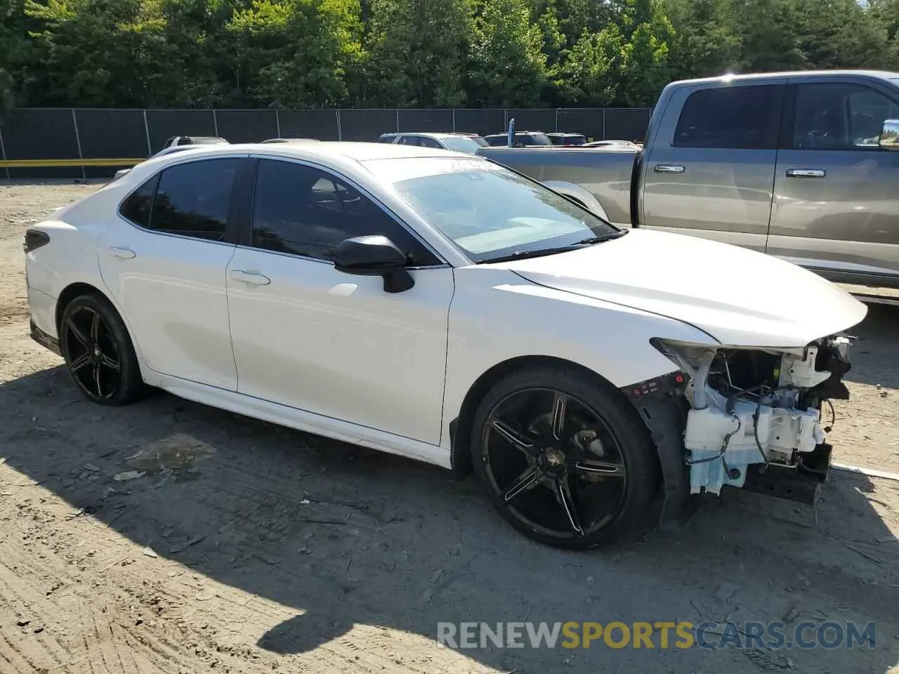 4 Photograph of a damaged car 4T1B11HK8KU216056 TOYOTA CAMRY 2019
