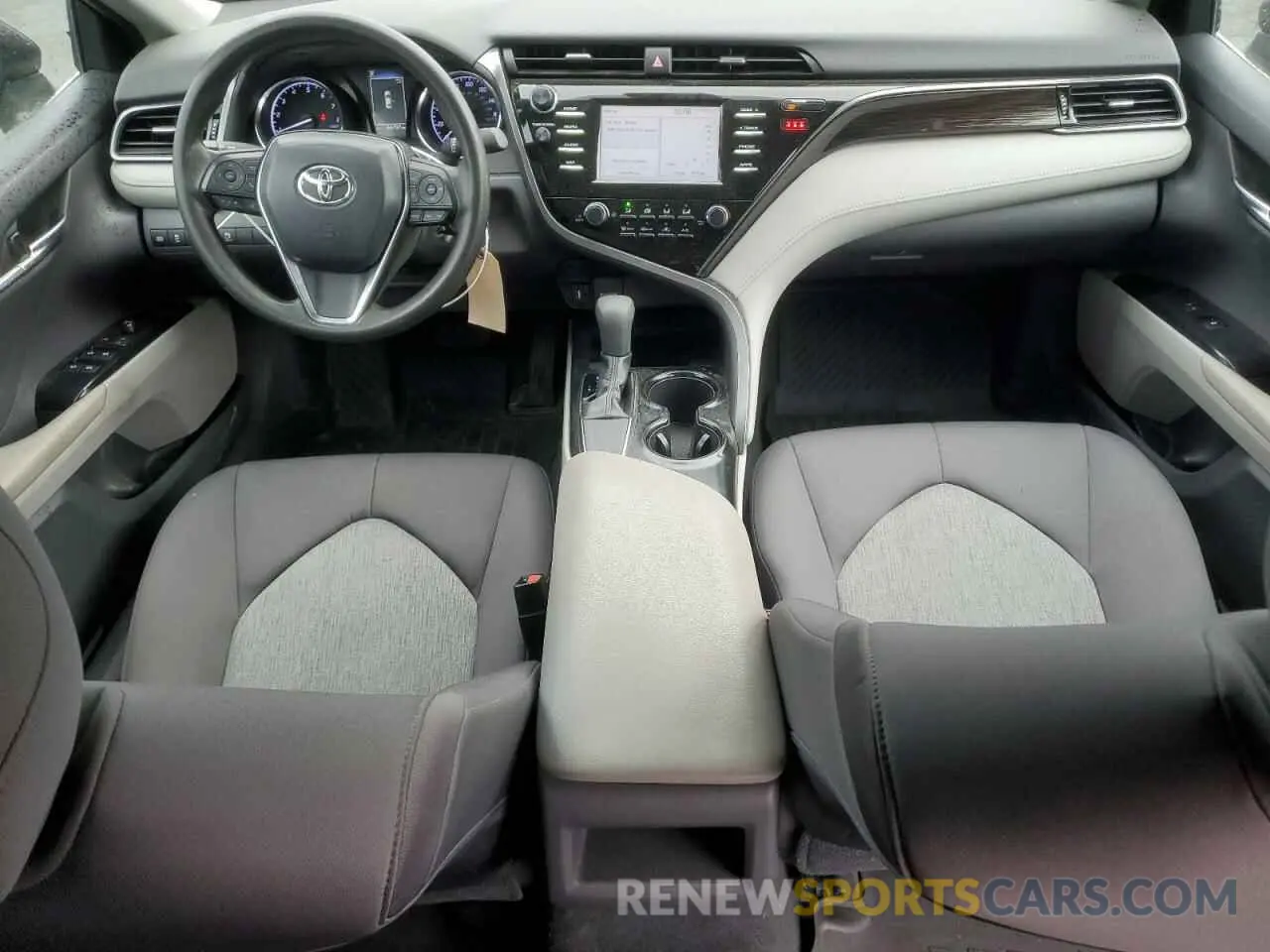 8 Photograph of a damaged car 4T1B11HK8KU220429 TOYOTA CAMRY 2019