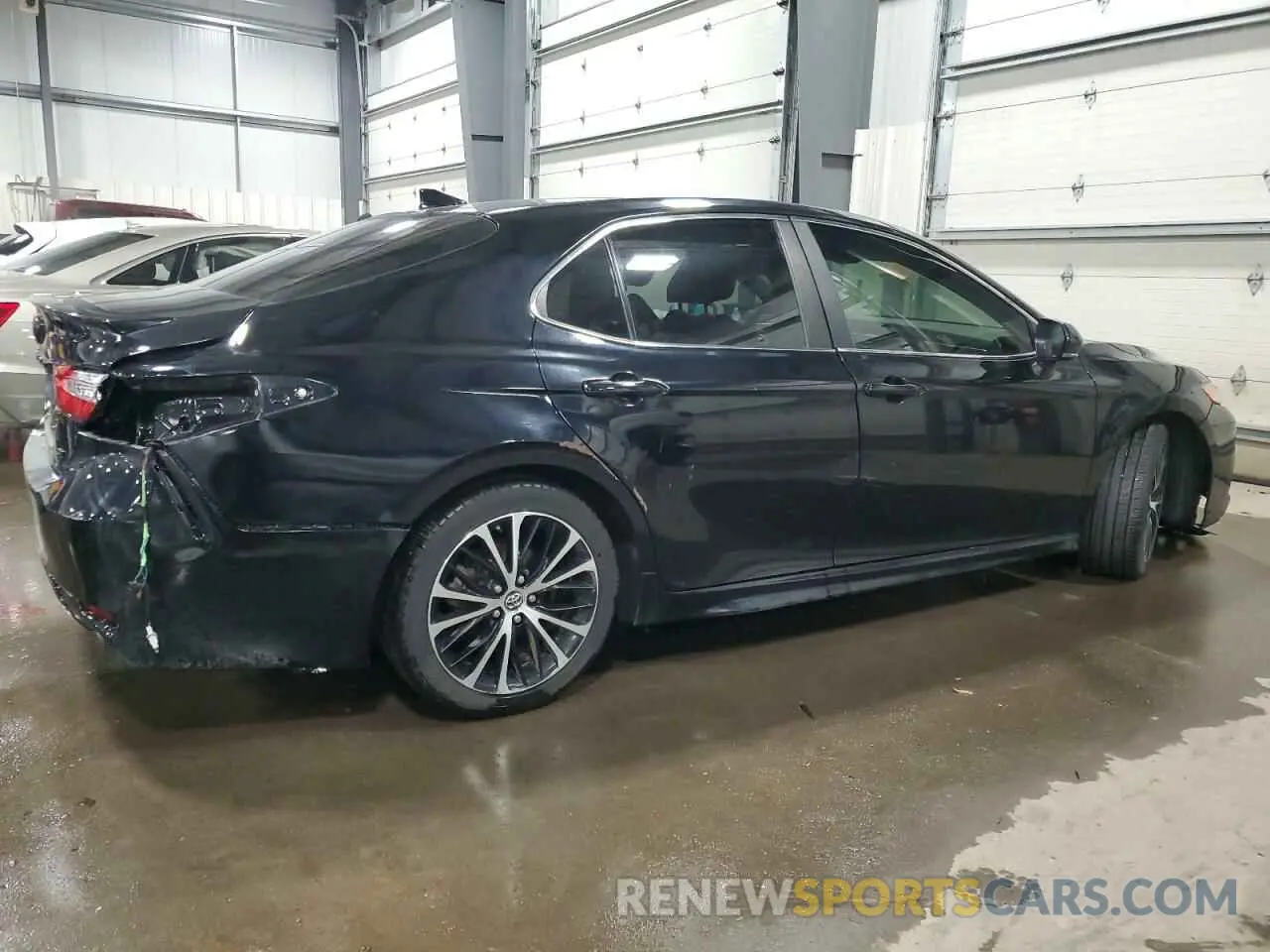 3 Photograph of a damaged car 4T1B11HK8KU224562 TOYOTA CAMRY 2019
