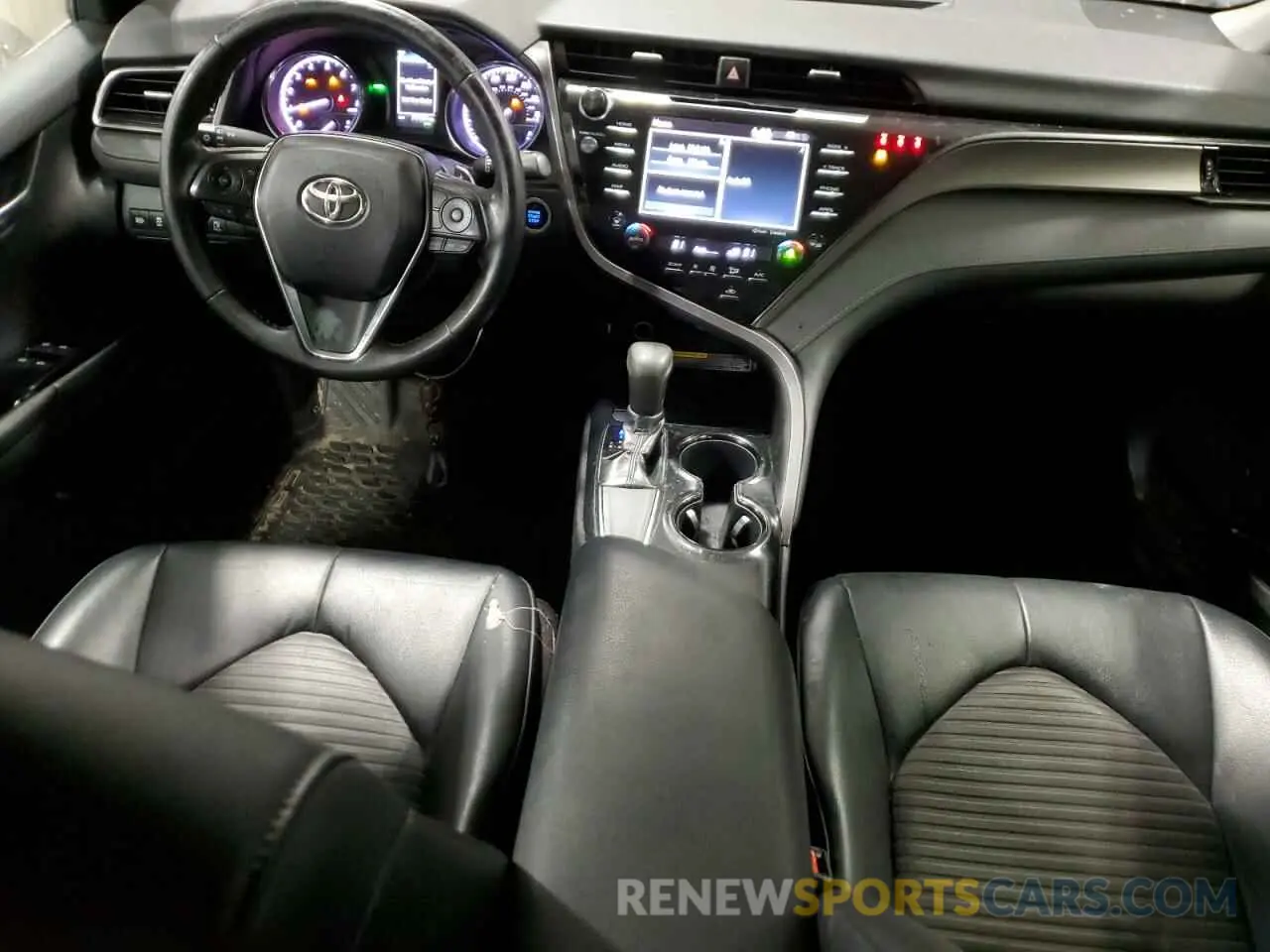 8 Photograph of a damaged car 4T1B11HK8KU224562 TOYOTA CAMRY 2019