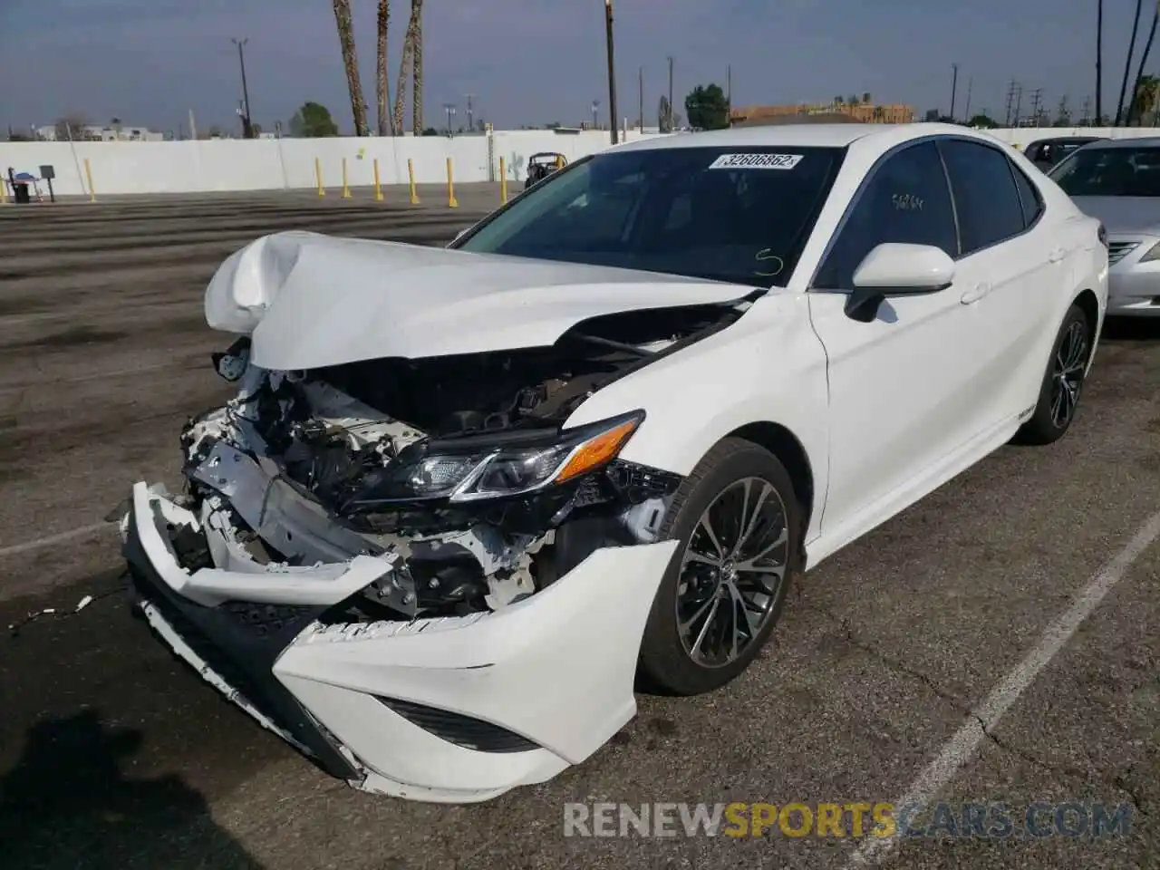 2 Photograph of a damaged car 4T1B11HK8KU227462 TOYOTA CAMRY 2019