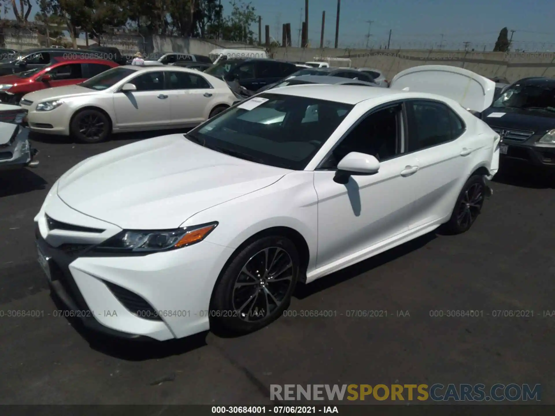 2 Photograph of a damaged car 4T1B11HK8KU228448 TOYOTA CAMRY 2019