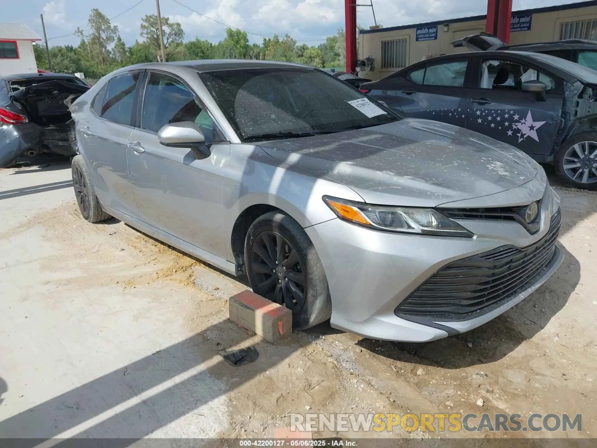 1 Photograph of a damaged car 4T1B11HK8KU228482 TOYOTA CAMRY 2019