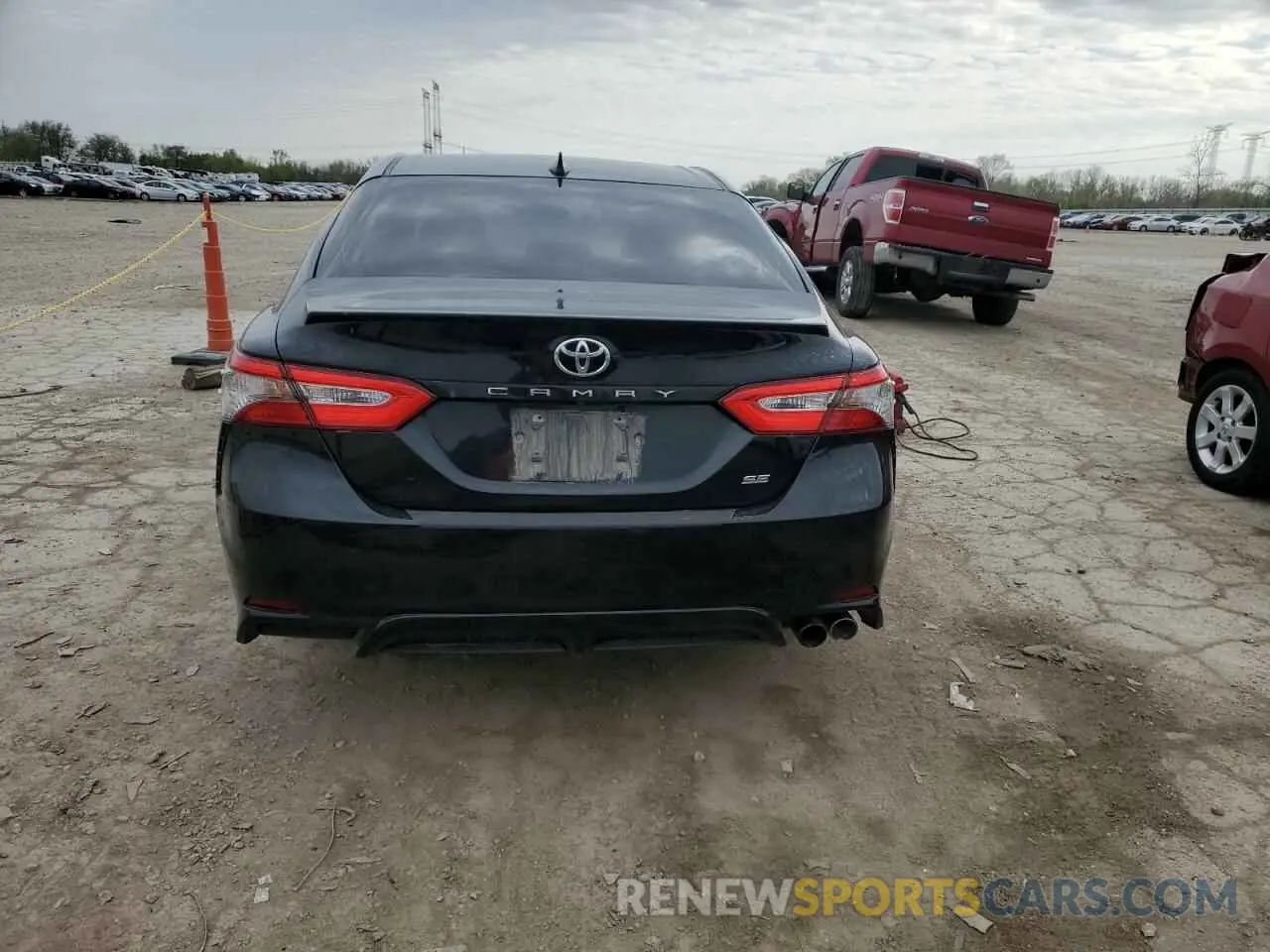 6 Photograph of a damaged car 4T1B11HK8KU228630 TOYOTA CAMRY 2019