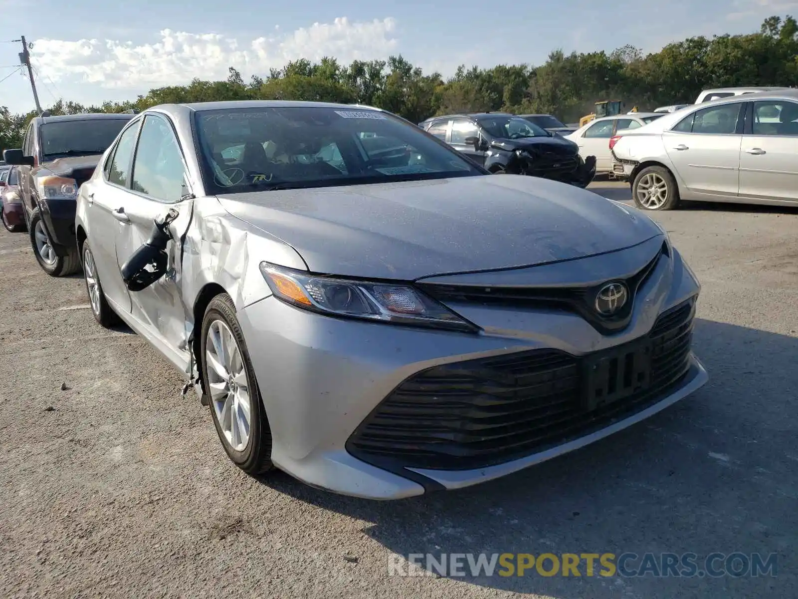 1 Photograph of a damaged car 4T1B11HK8KU228689 TOYOTA CAMRY 2019