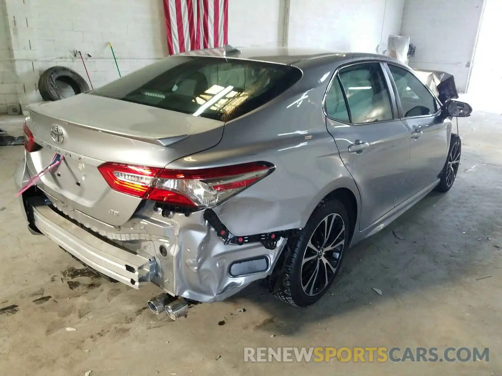 4 Photograph of a damaged car 4T1B11HK8KU229681 TOYOTA CAMRY 2019