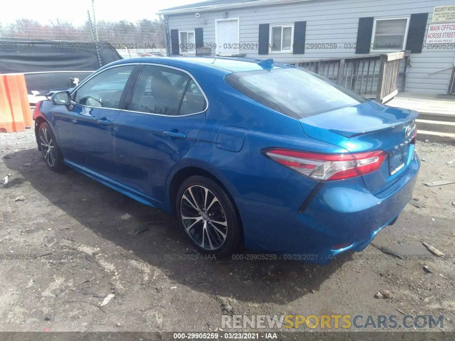 3 Photograph of a damaged car 4T1B11HK8KU230863 TOYOTA CAMRY 2019