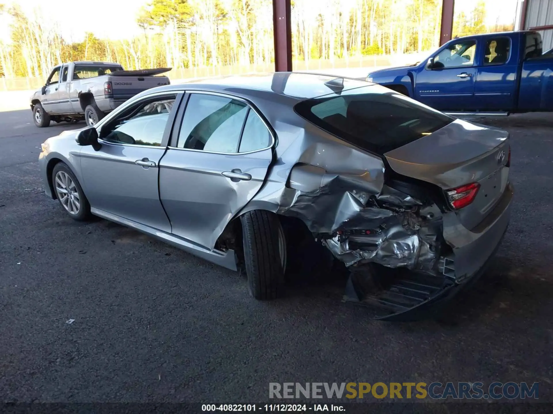 3 Photograph of a damaged car 4T1B11HK8KU231222 TOYOTA CAMRY 2019